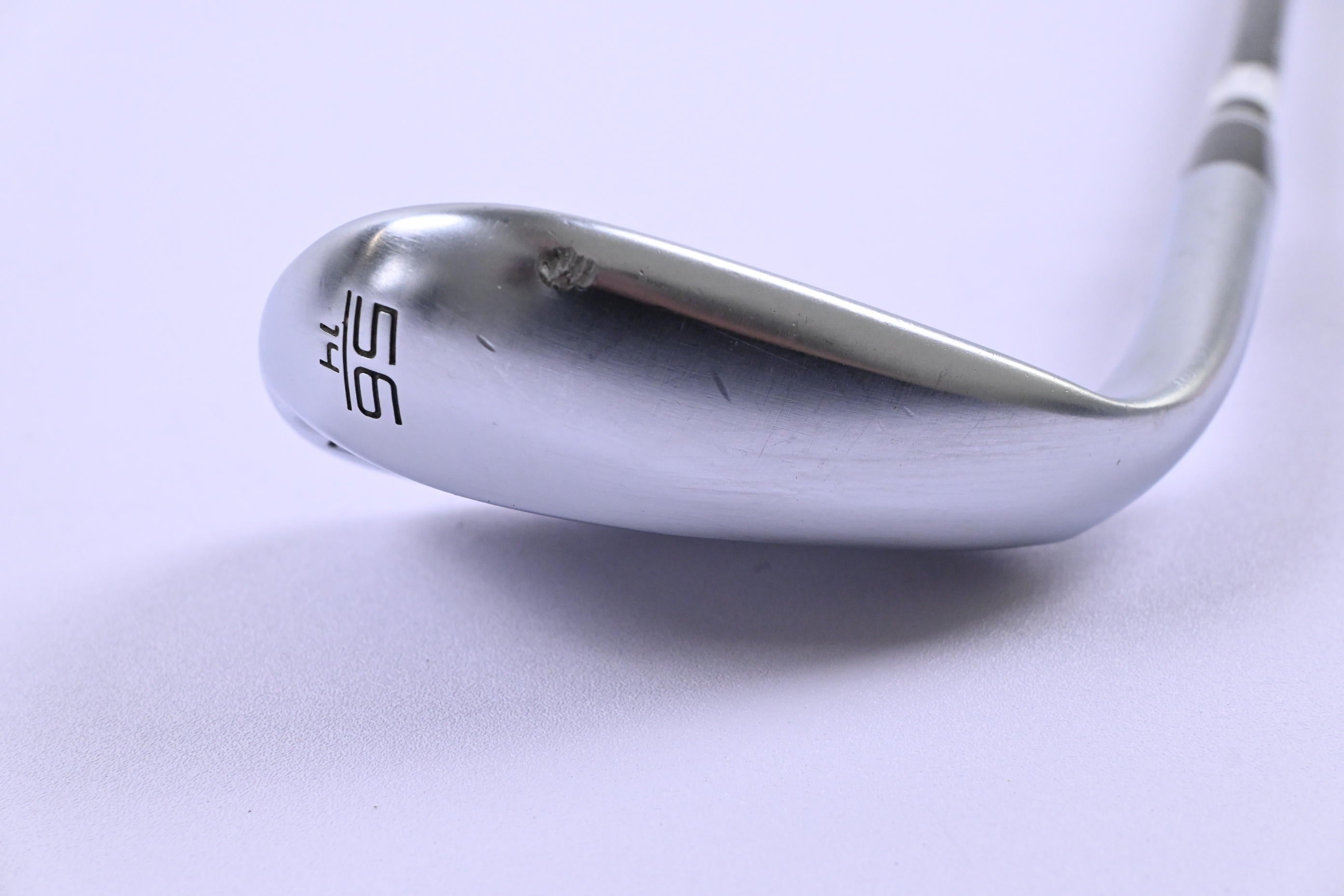 Cleveland CBX 4 Zipcore Sand Wedge / 56 Degree / Regular Flex UST Recoil Dart 65