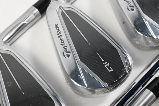 Taylormade Qi Irons / 5-PW+SW / Regular Flex KBS MAX MT 85 Shafts