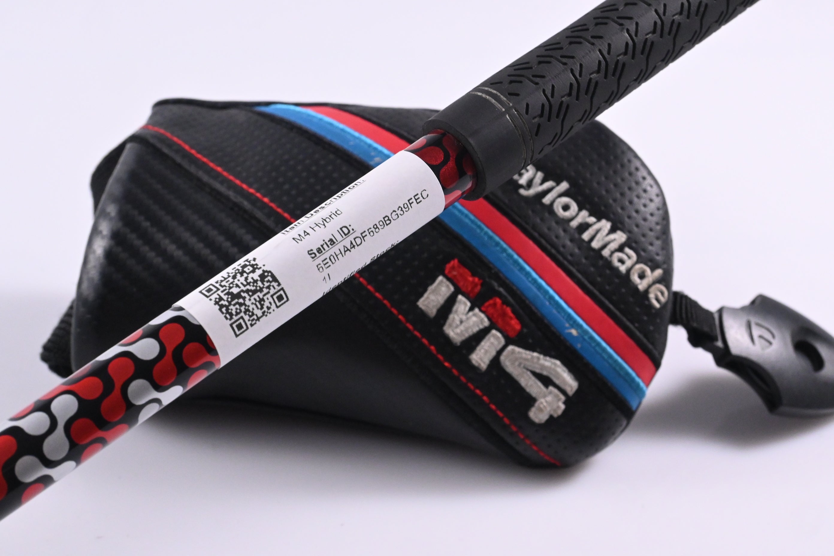Taylormade M4 #4 Hybrid / 22 Degree / Regular Flex Fujikura Atmos Red 6 Shaft