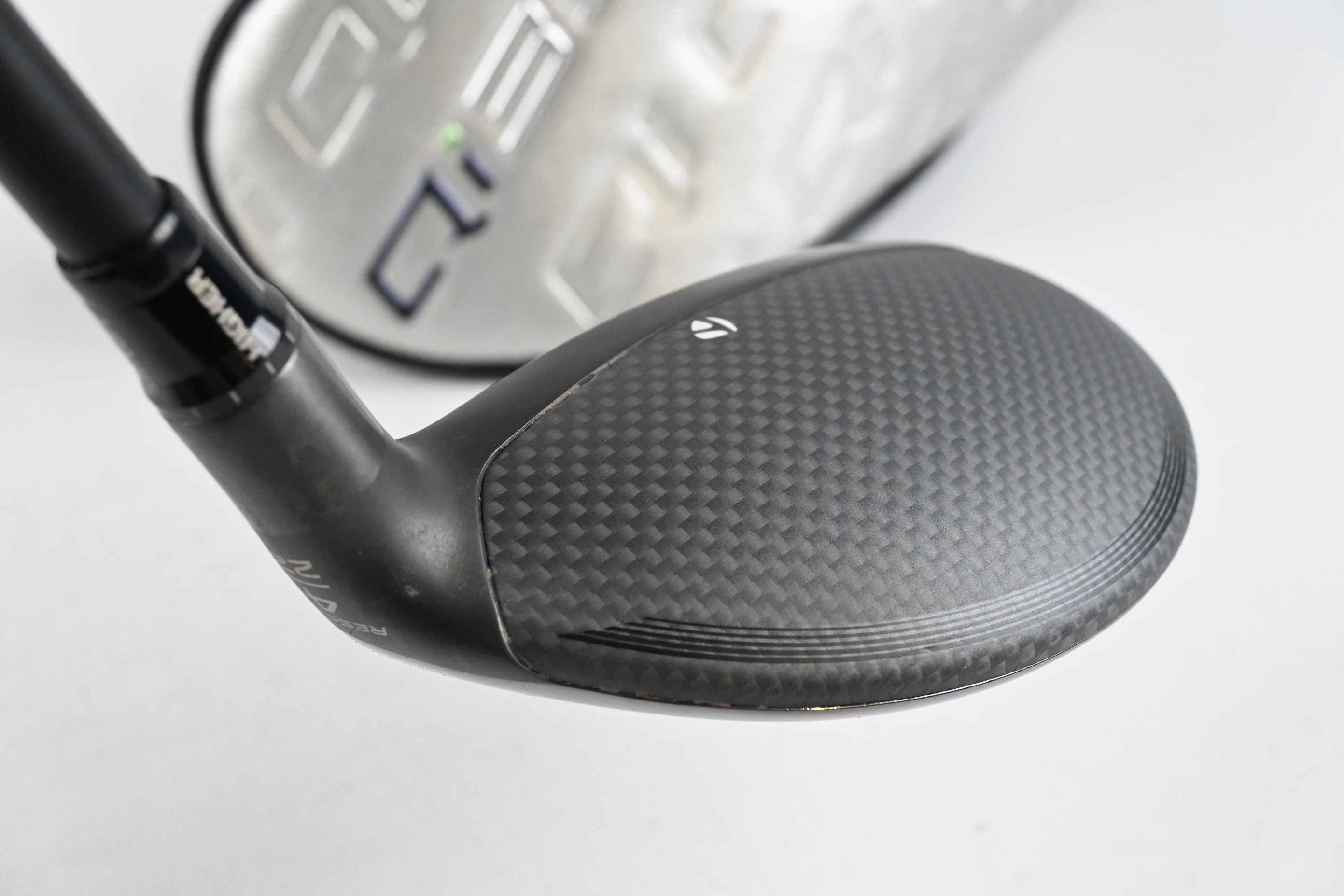 Taylormade Qi35 #4 Hybrid / 22 Degree / Regular Flex Fujikura Ventus Blue '25 6