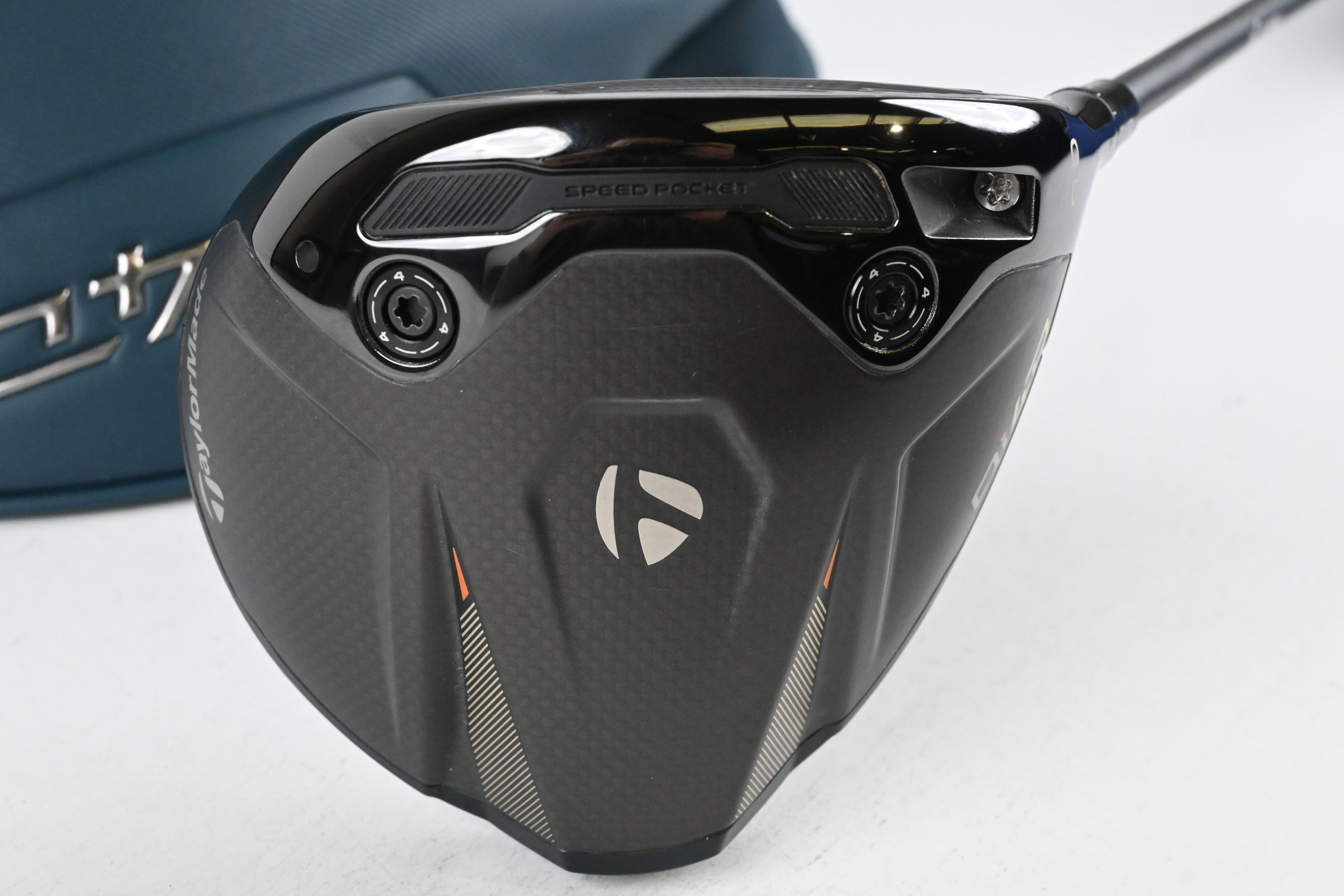Taylormade Qi4D Driver / 9 Degree / Regular Flex Project X Cypher 2.0 40 Shaft