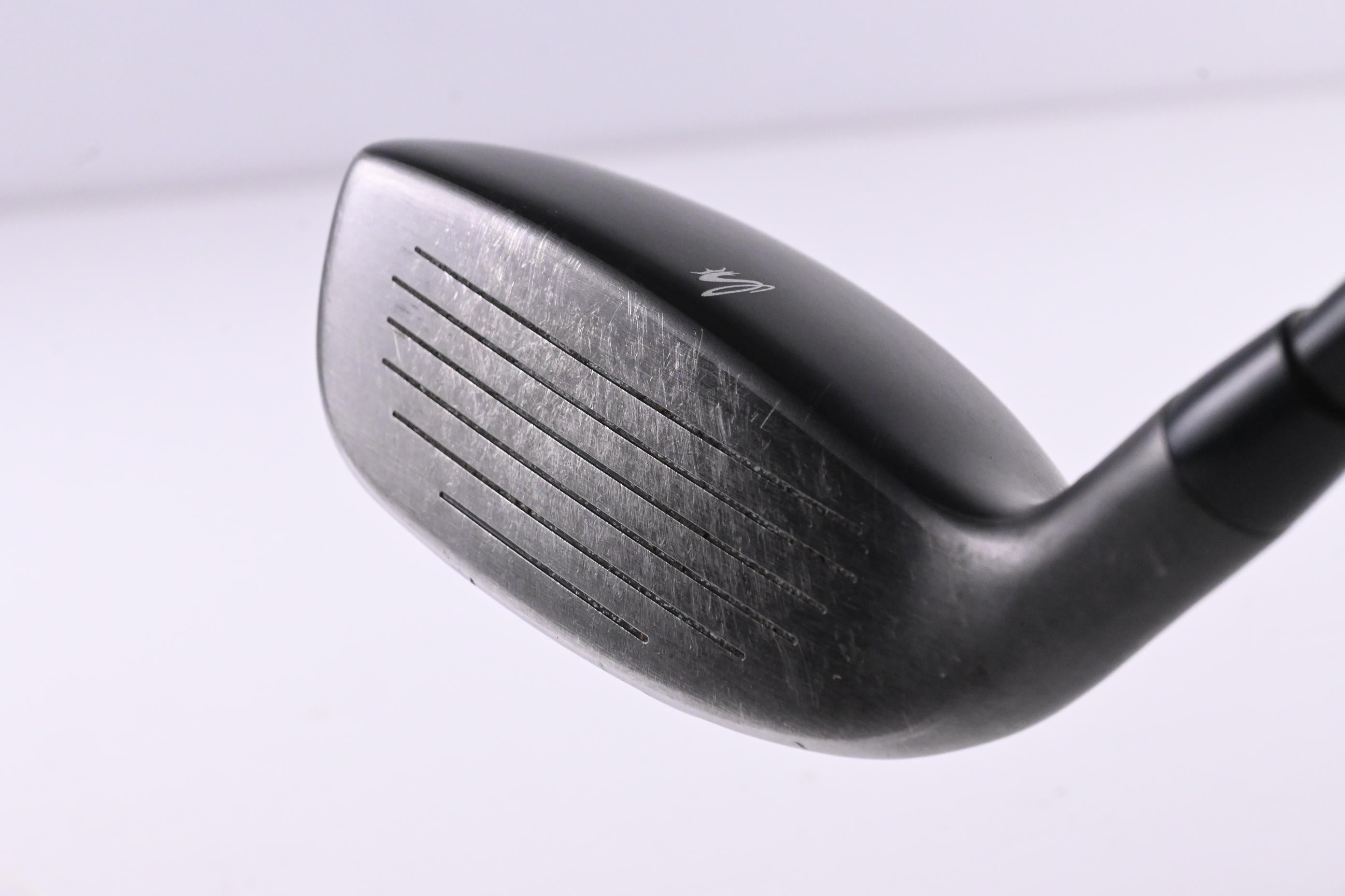 Cobra King F9 #3 Hybrid / 19 Degree / Stiff Flex Fujikura Atmos Black 7 Shaft