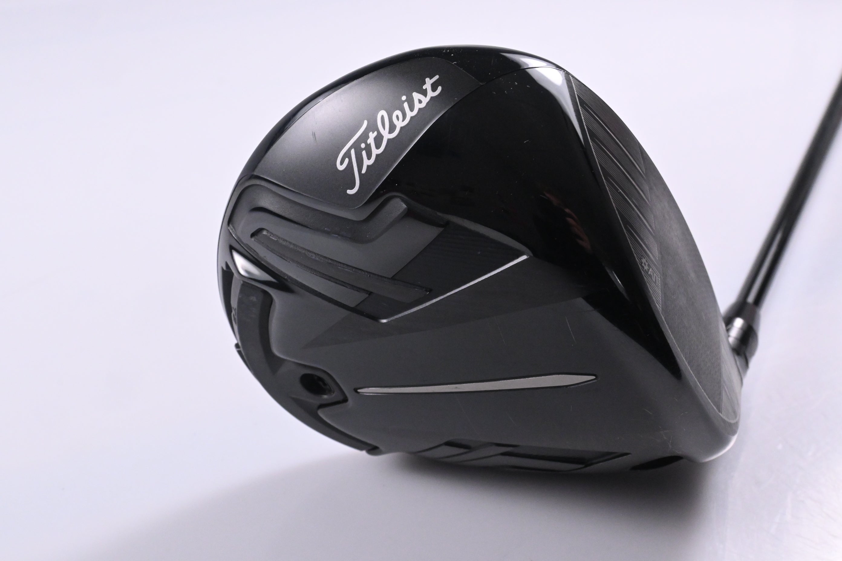 Titleist TSi3 Driver / 9 Degree / Stiff Flex HZRDUS Smoke RDX Black 60 Shaft