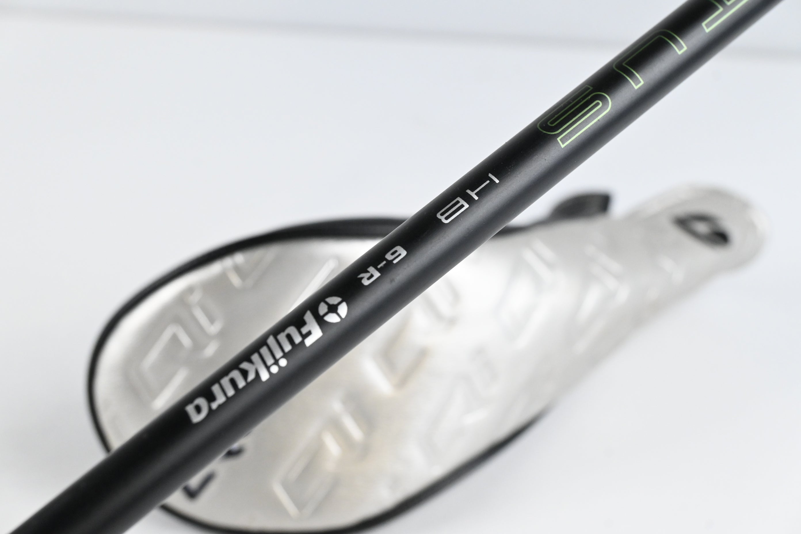 Taylormade Qi35 #4 Hybrid / 22 Degree / Regular Flex Fujikura Ventus Blue '25 6