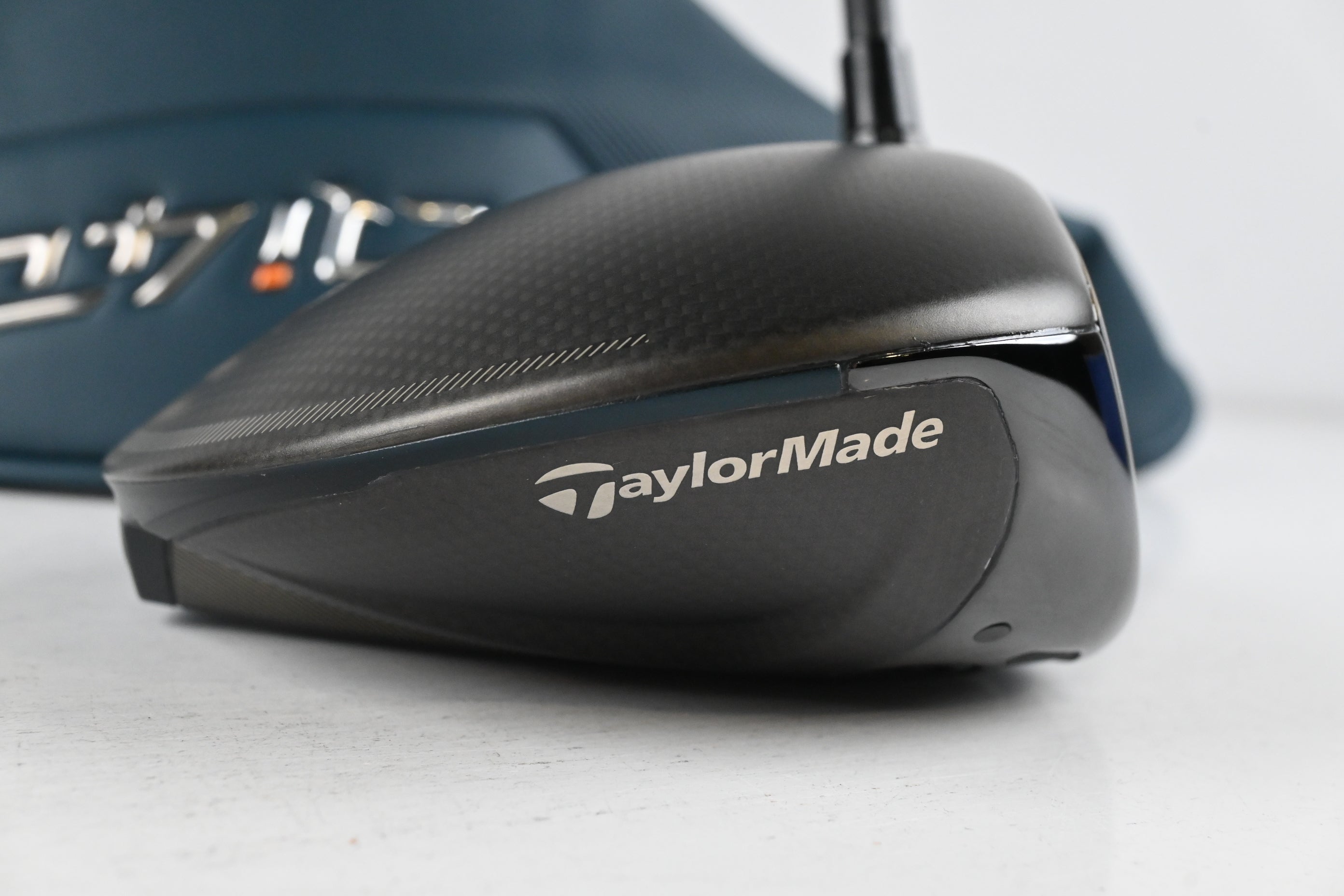 Taylormade Qi4D Driver / 9 Degree / Regular Flex Project X Cypher 2.0 40 Shaft