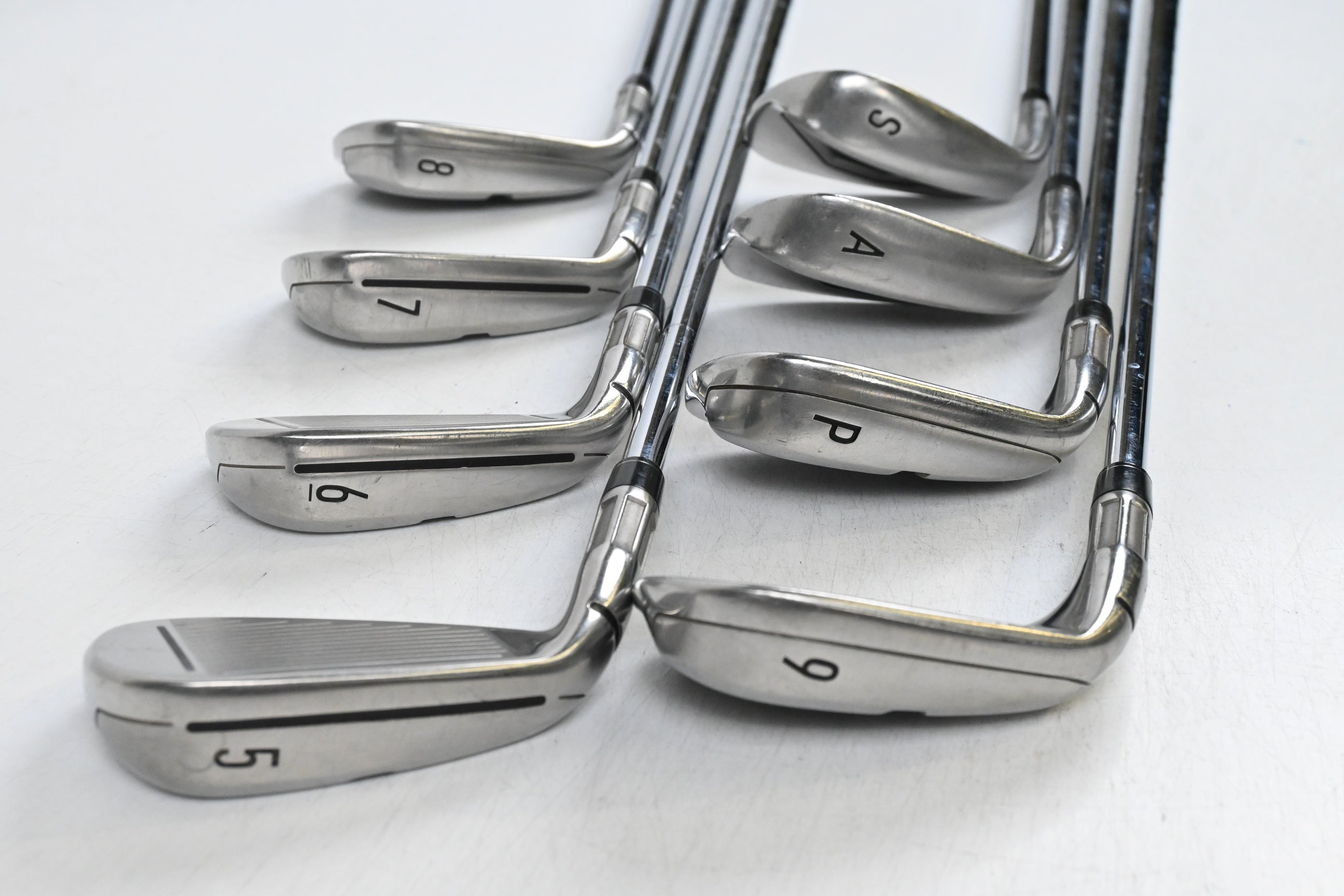 Taylormade M4 Irons / 5-PW+GW+SW / Regular Flex KBS MAX 85 Shafts