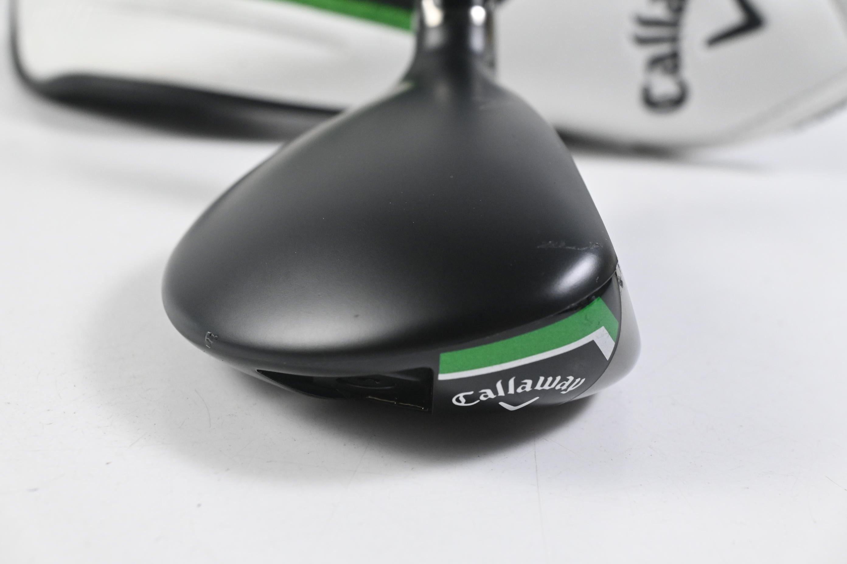 Callaway Elyte #4 Hybrid / 22 Degree / Regular Flex Denali Charcoal 60 Shaft