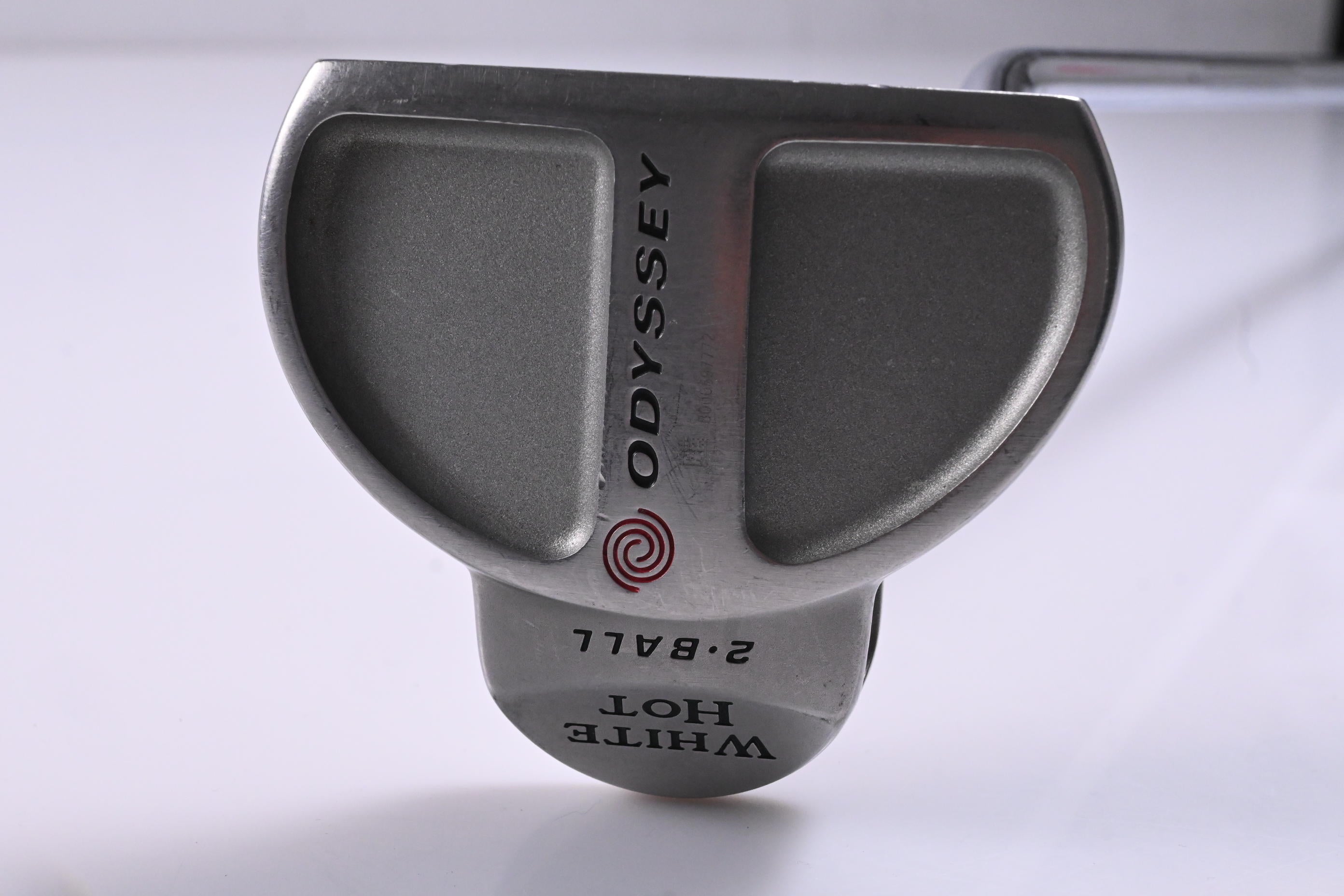 Odyssey White Hot 2-Ball Putter / 34 Inch