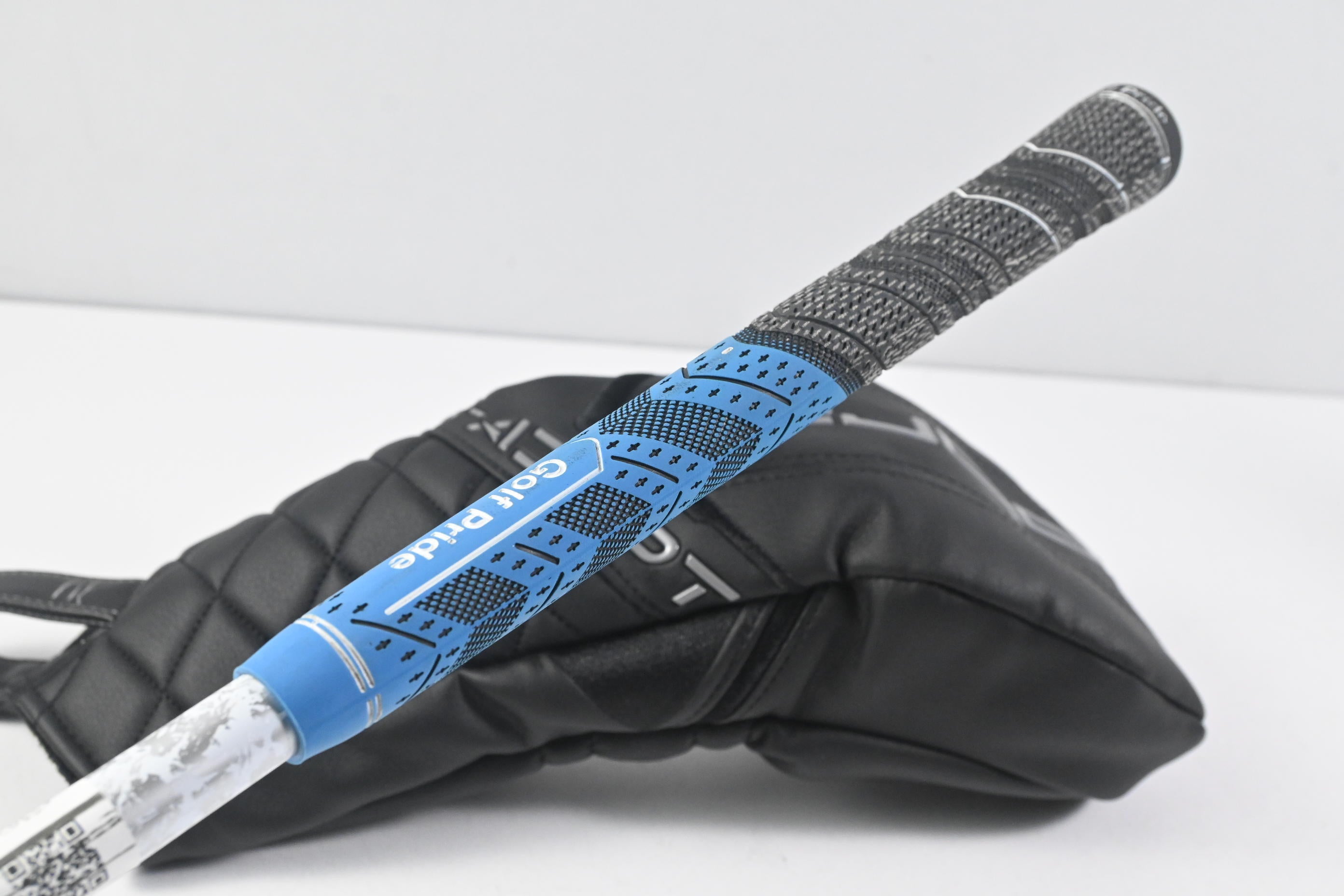 Cobra DS-Adapt LS Driver / 9 Degree / X-Flex Denali Black 60 Shaft