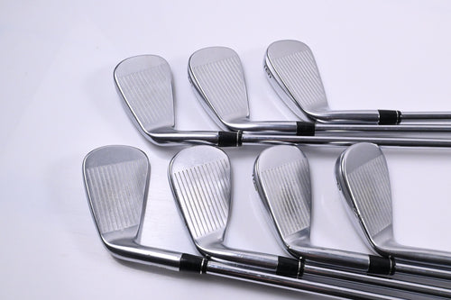 Callaway Apex 19 Irons / 4-PW / Regular Flex Elevate 95 Shafts