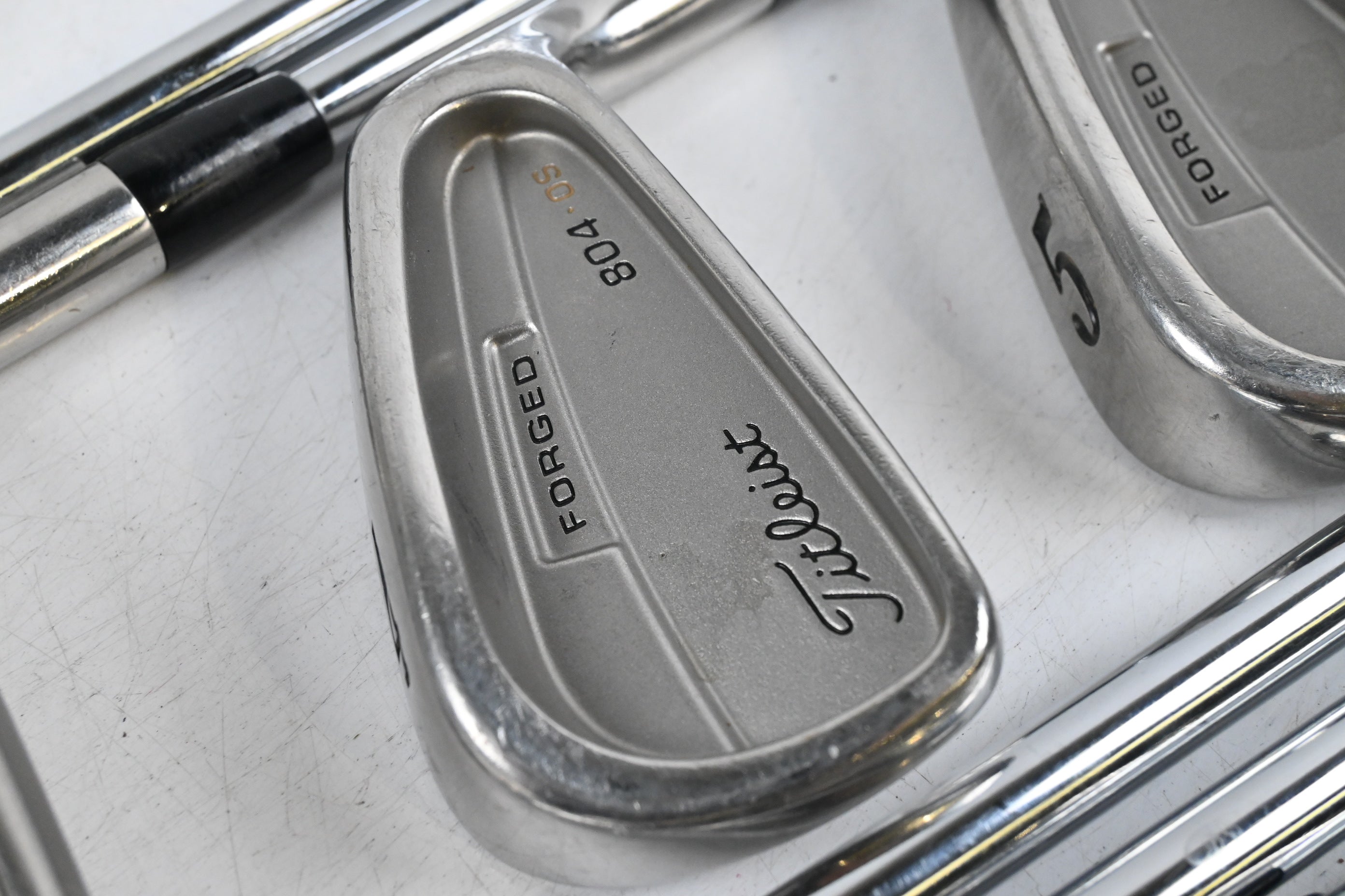 Titleist 804.OS Irons / 2-PW / Regular Flex Nippon Shafts