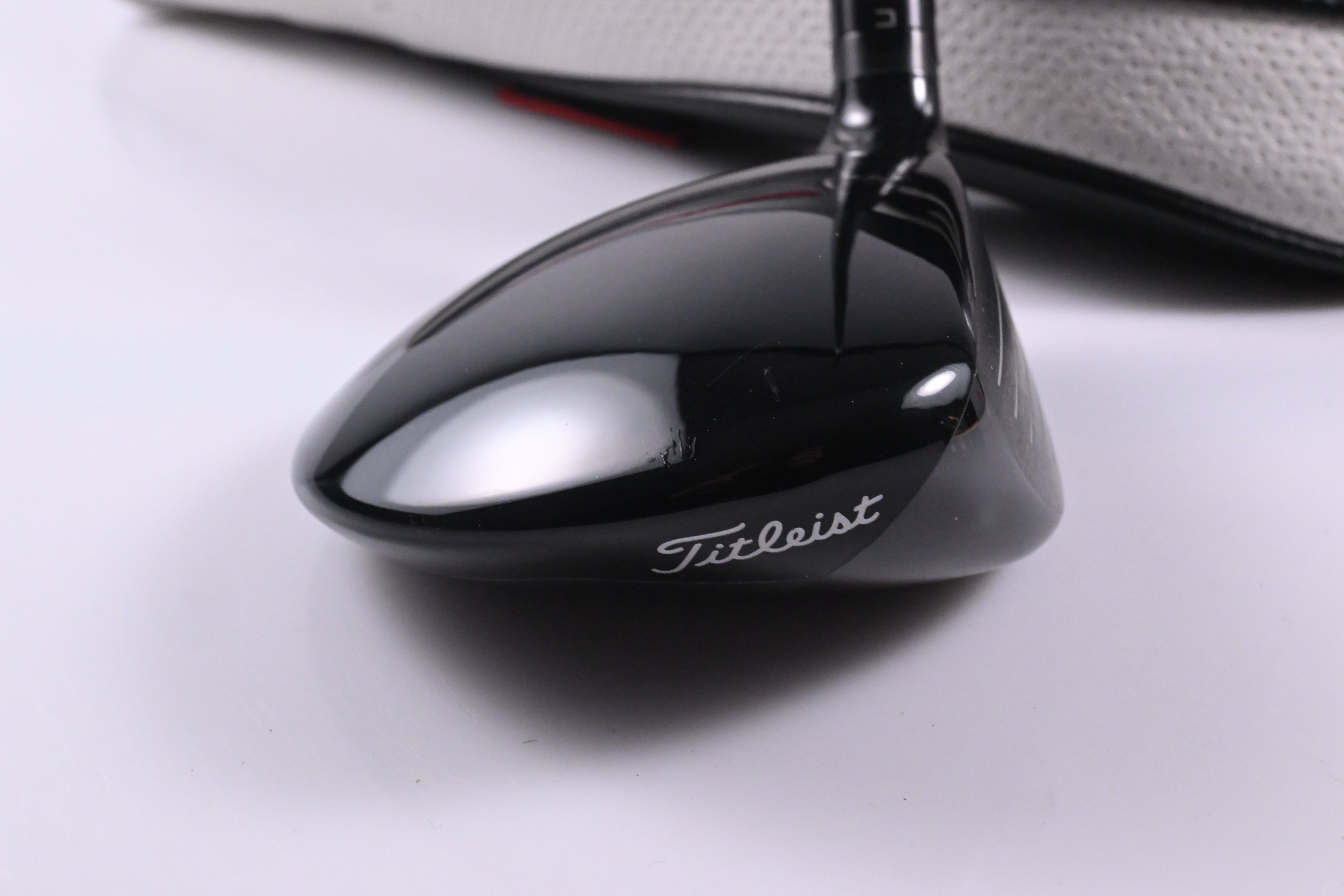 Titleist GT2 #3 Wood / 16.5 Degree / Stiff Flex HZRDUS Black 70 Shaft