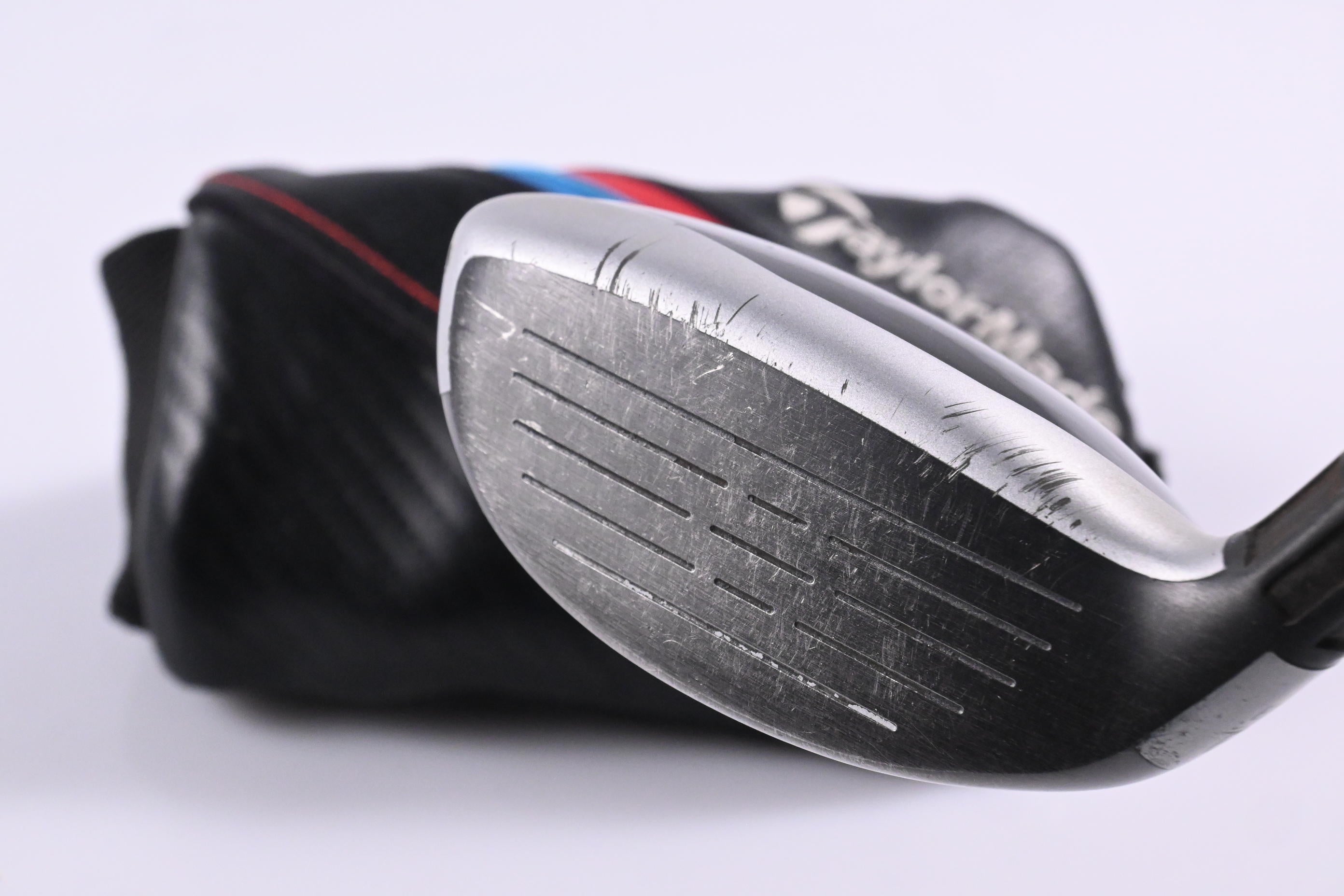 Taylormade M4 #3 Hybrid / 19 Degree / Regular Flex Fujikura Atmos Red 6 Shaft