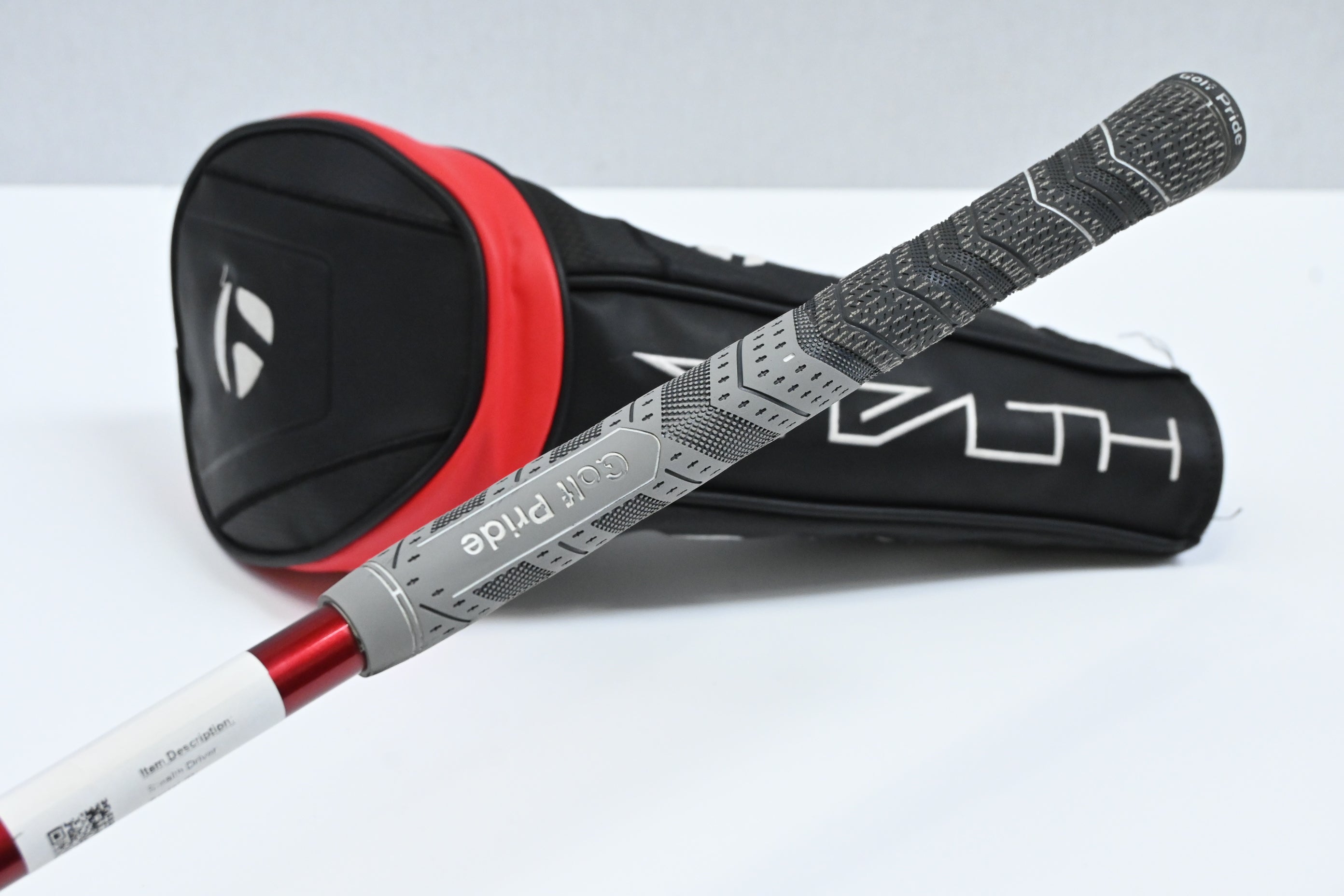 Taylormade Stealth Driver / 10.5 Degree / Regular Flex HZRDUS Smoke Red RDX 60