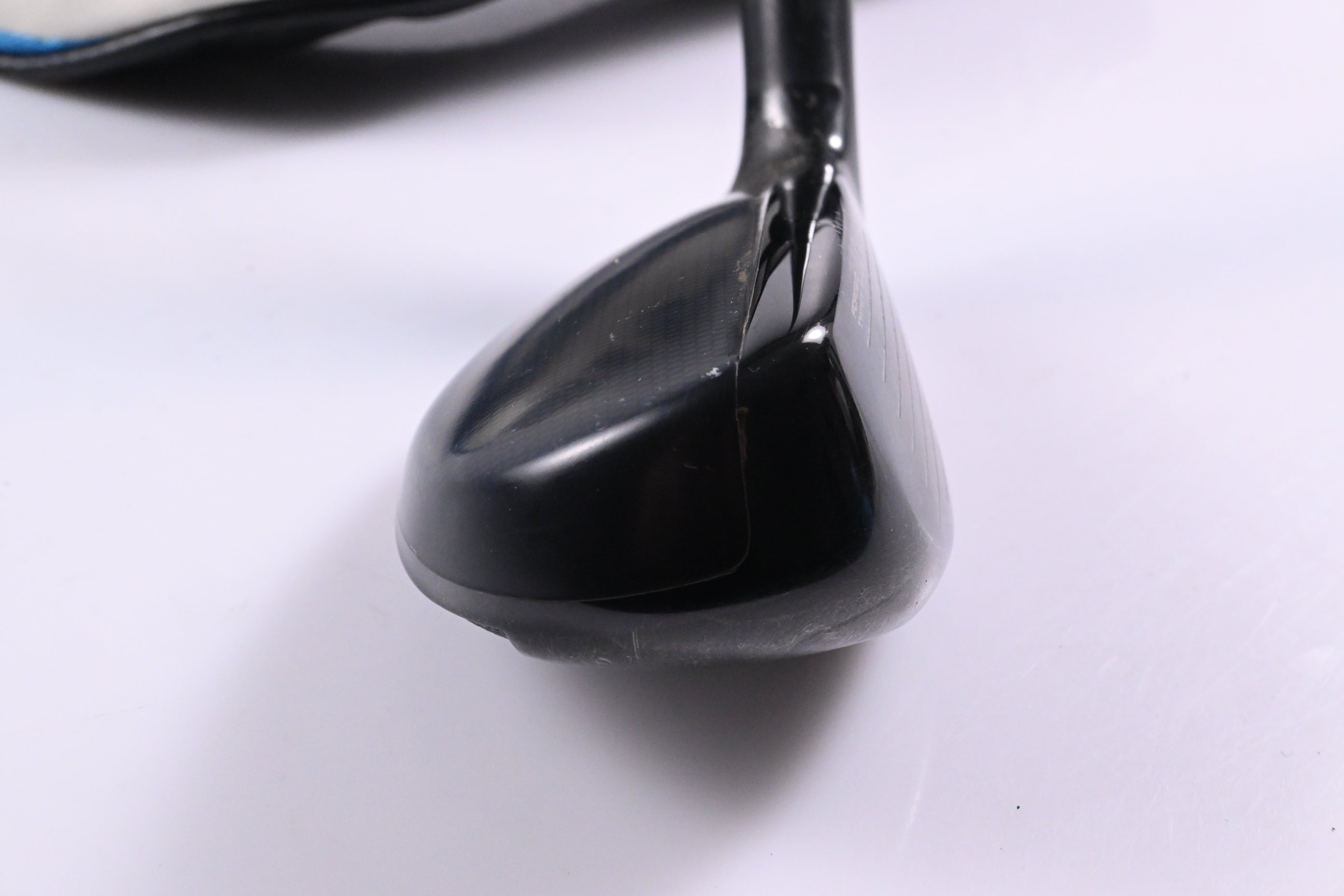 Taylormade SIM2 #3 Hybrid / 19.5 Degree / Stiff Flex Mitsubishi Tensei AV Blue