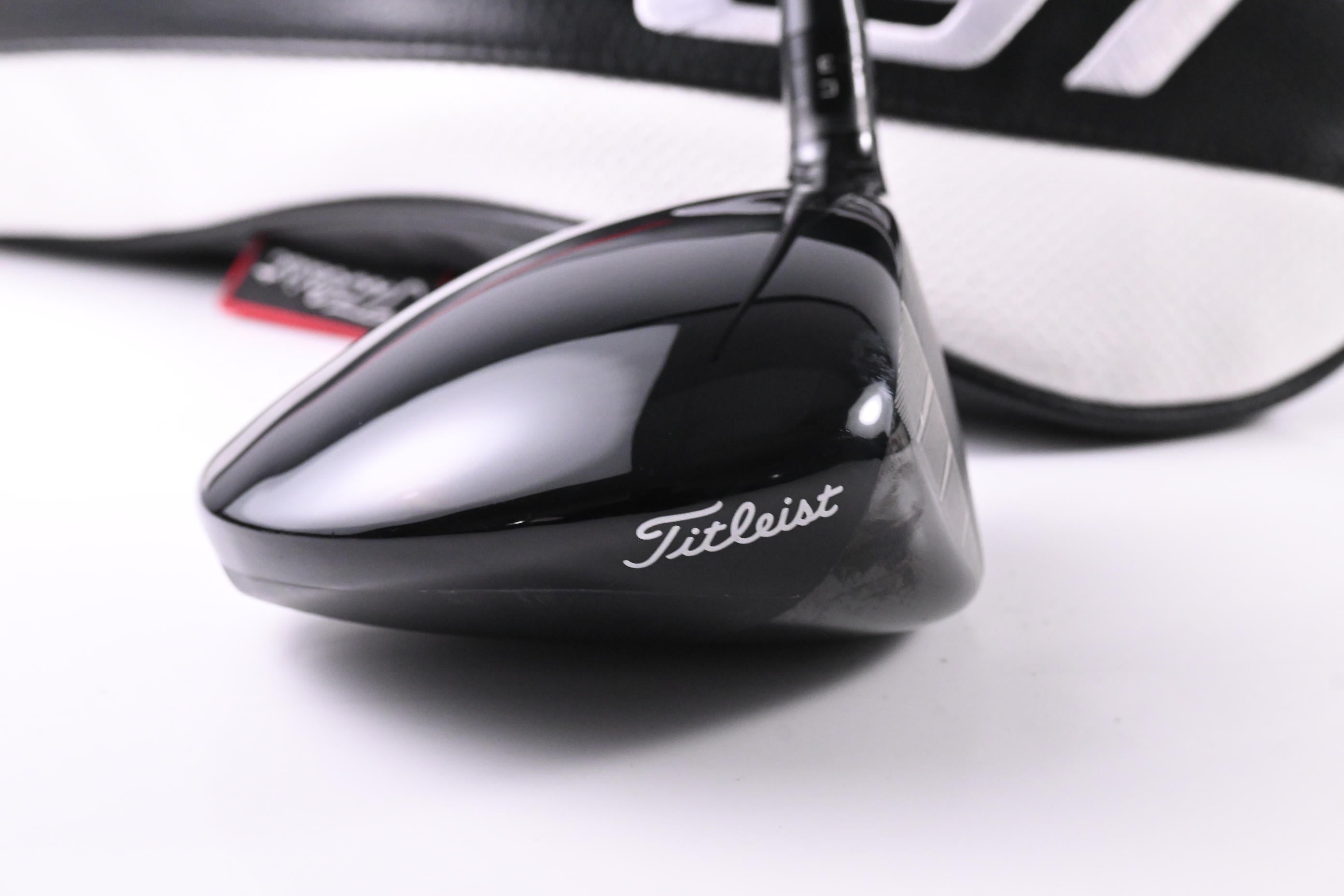 Titleist GT2 Driver / 9 Degree / Stiff Flex Mitsubishi Tensei 1K Blue 55 Shaft