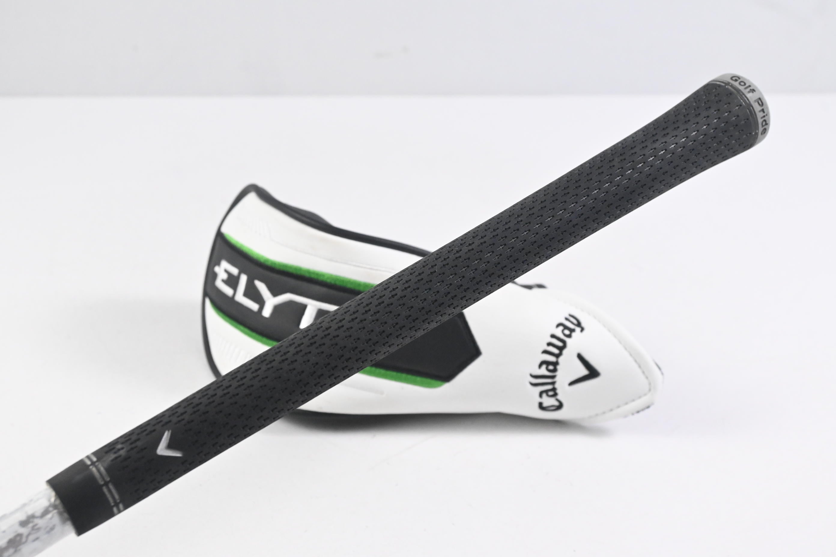 Callaway Elyte #4 Hybrid / 22 Degree / Regular Flex Denali Charcoal 60 Shaft