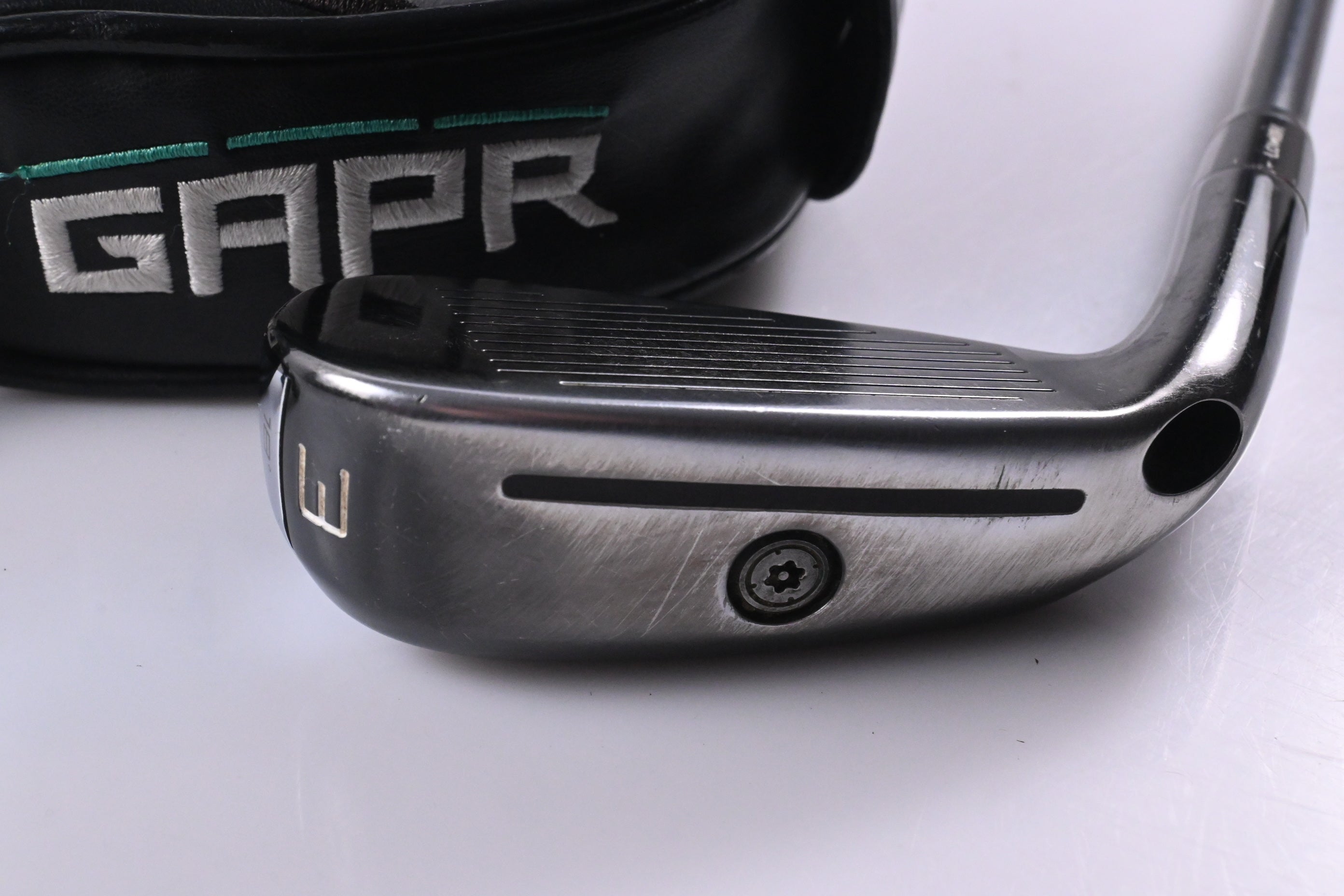 Taylormade GAPR Hi #3 Hybrid / 18 Degree / Regular Flex KBS 70 Shaft