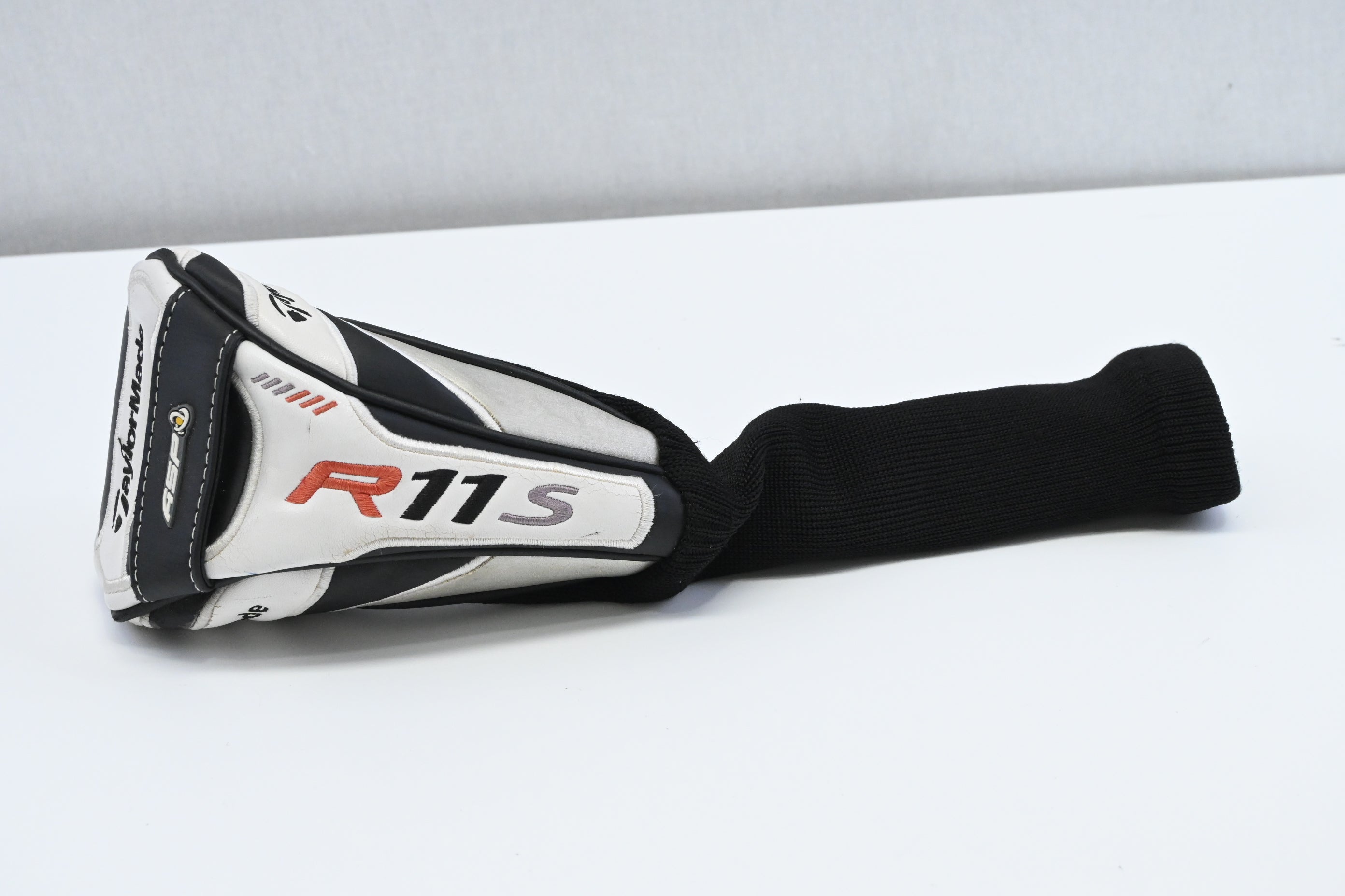 Taylormade R11S #4 Wood / 17 Degree / X-Flex Aldila RIP 70 Shaft