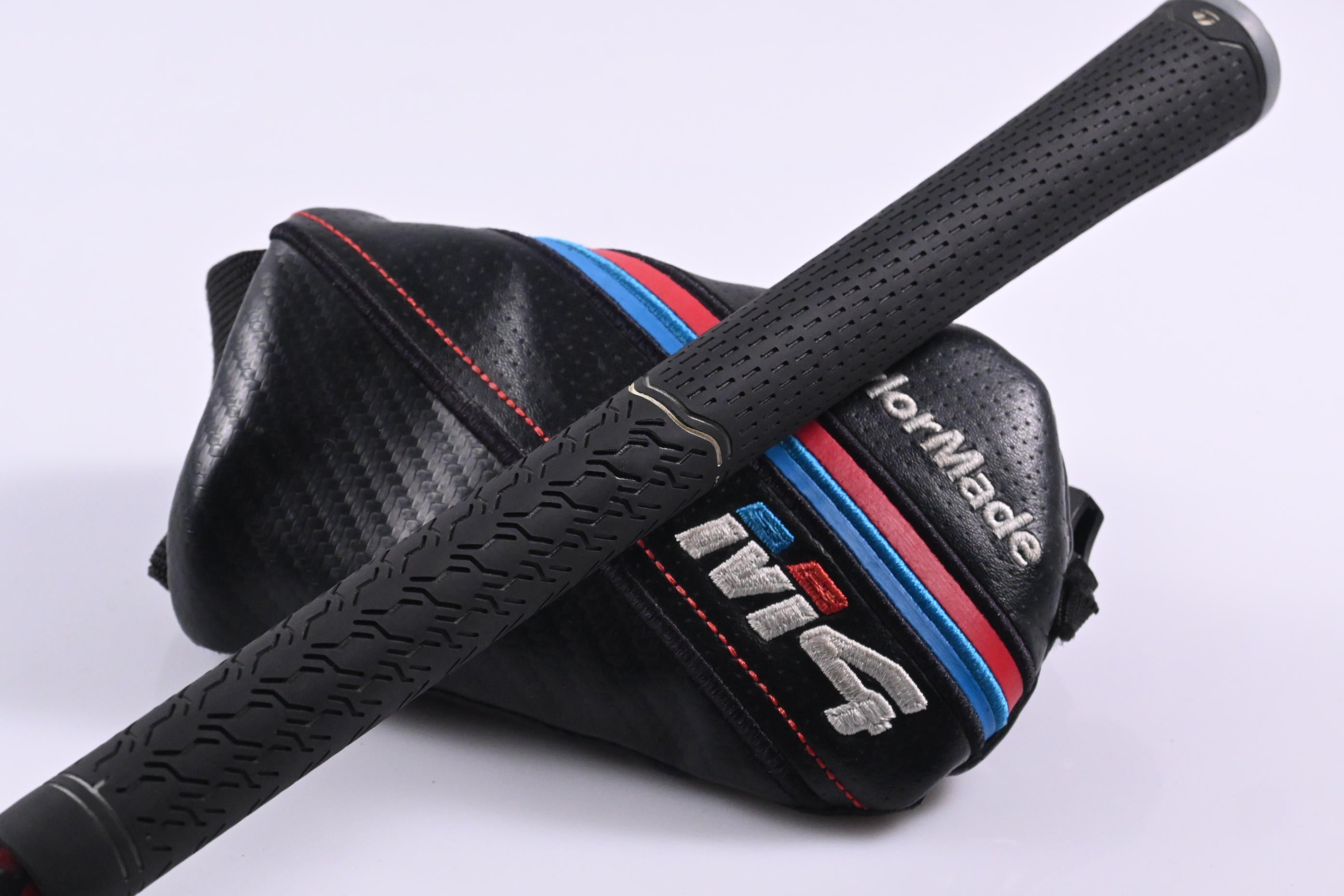 Taylormade M4 #3 Hybrid / 19 Degree / Regular Flex Fujikura Atmos Red 6 Shaft