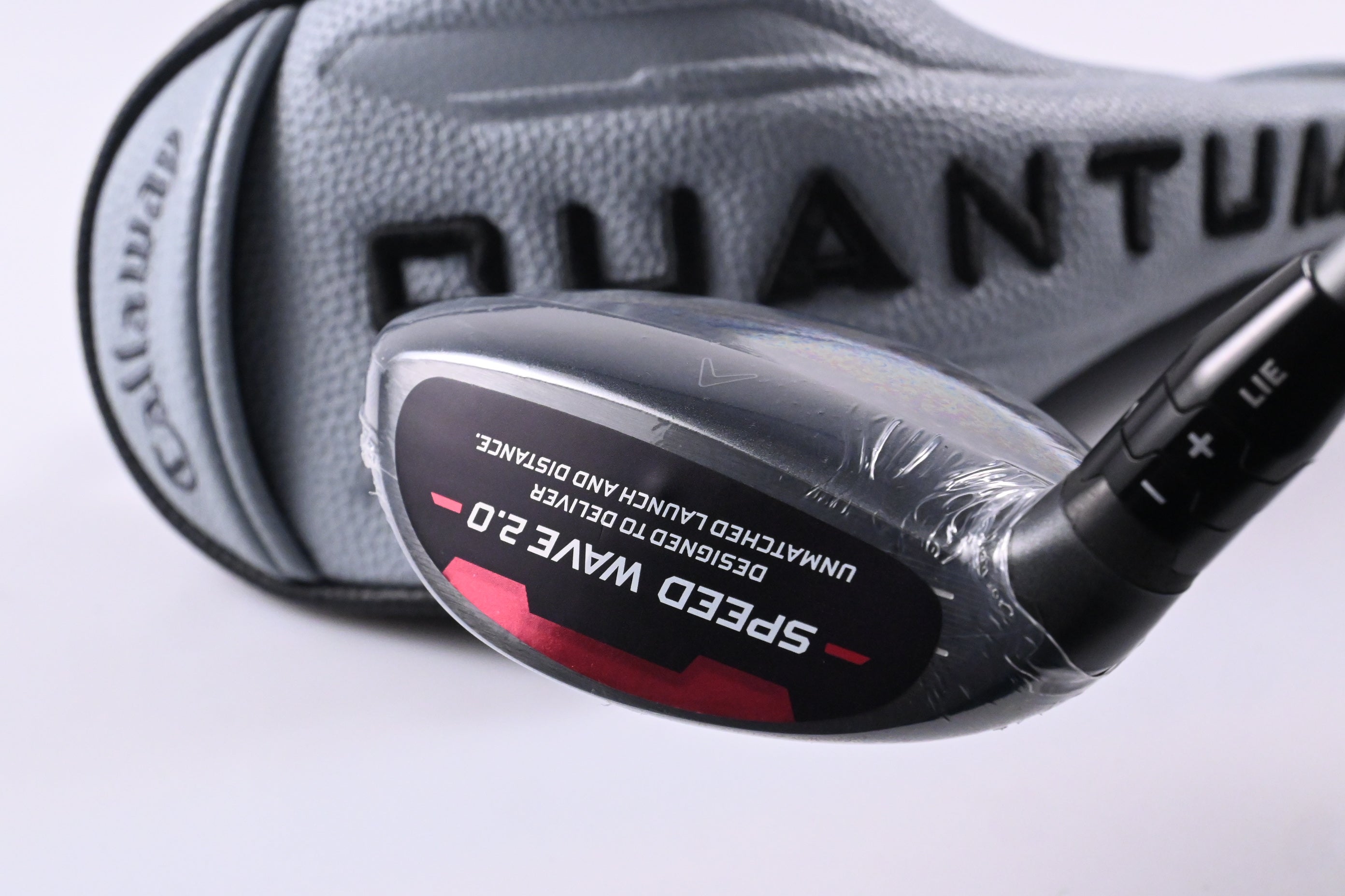 Callaway Quantum Max #5 Wood / 18 Degree / Regular Flex Denali Frost Silver 60