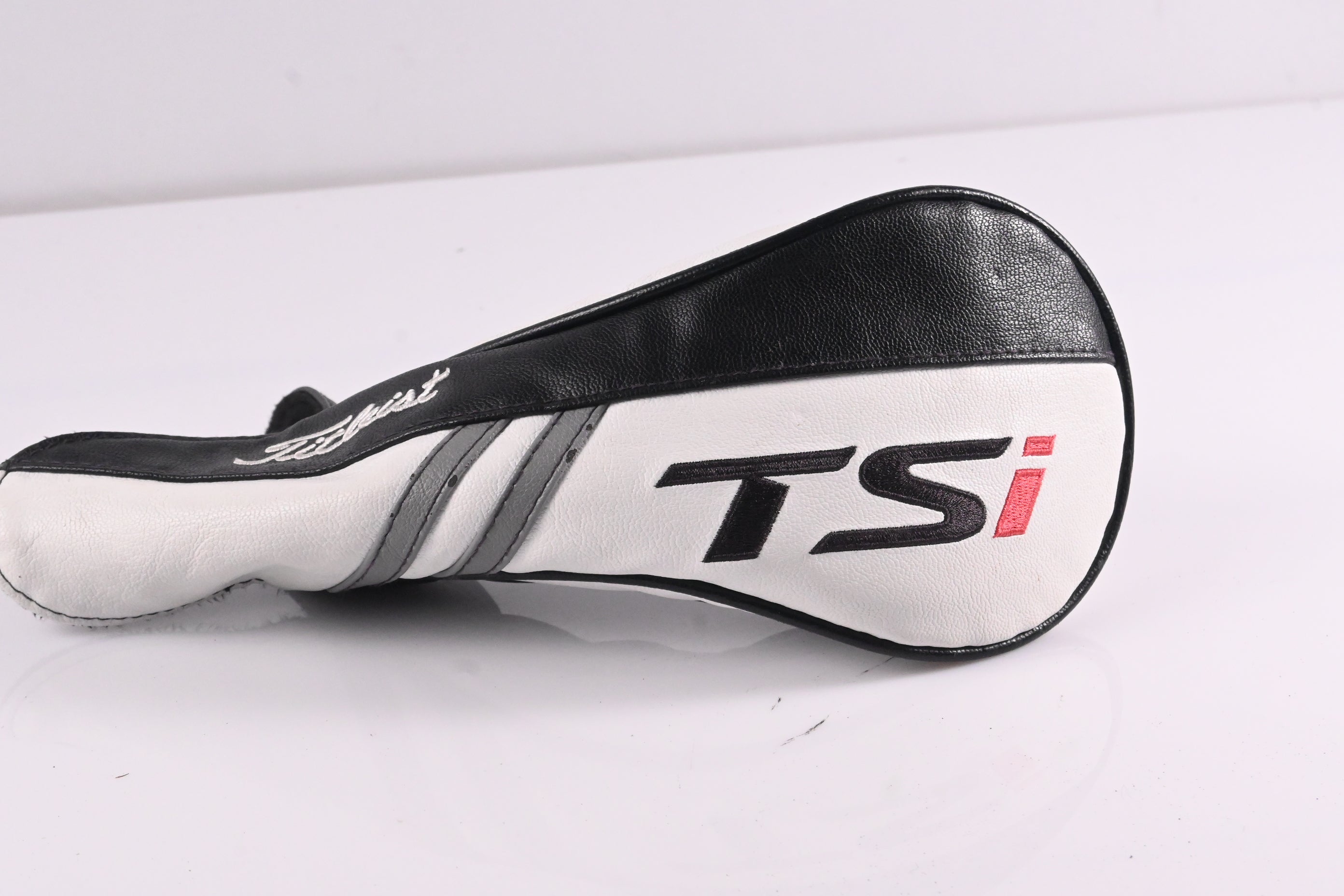 Titleist TSi2 #3 Wood / 15 Degree / Stiff Flex Hzrdus Gen5 Black 70 Shaft