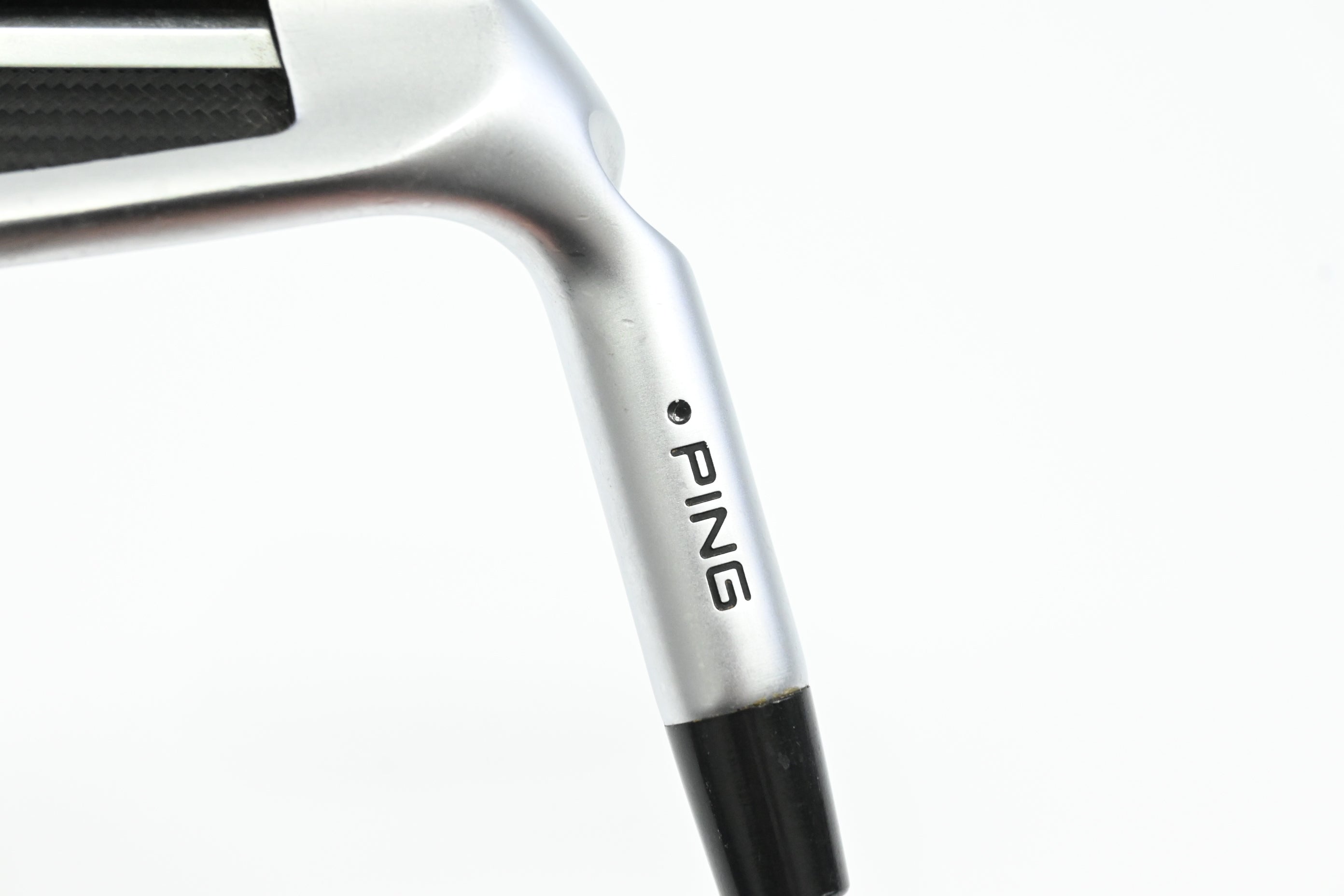 Ping ChipR / 38.5 Degree / Black Dot / Regular Flex Ping Alta CB Black AWT Shaft