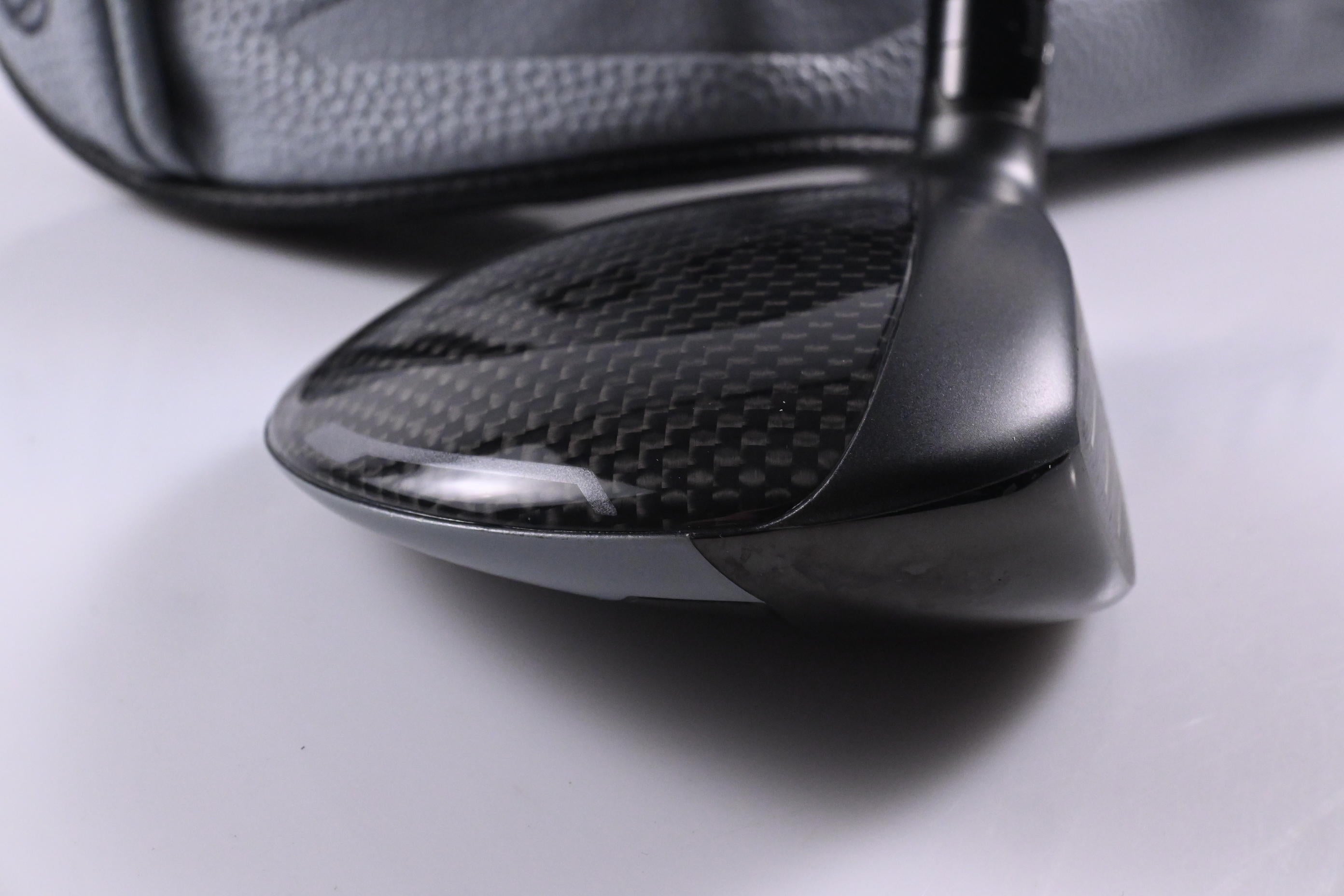 Callaway Quantum Max #5 Wood / 18 Degree / Regular Flex Denali Frost Silver 60 Shaft