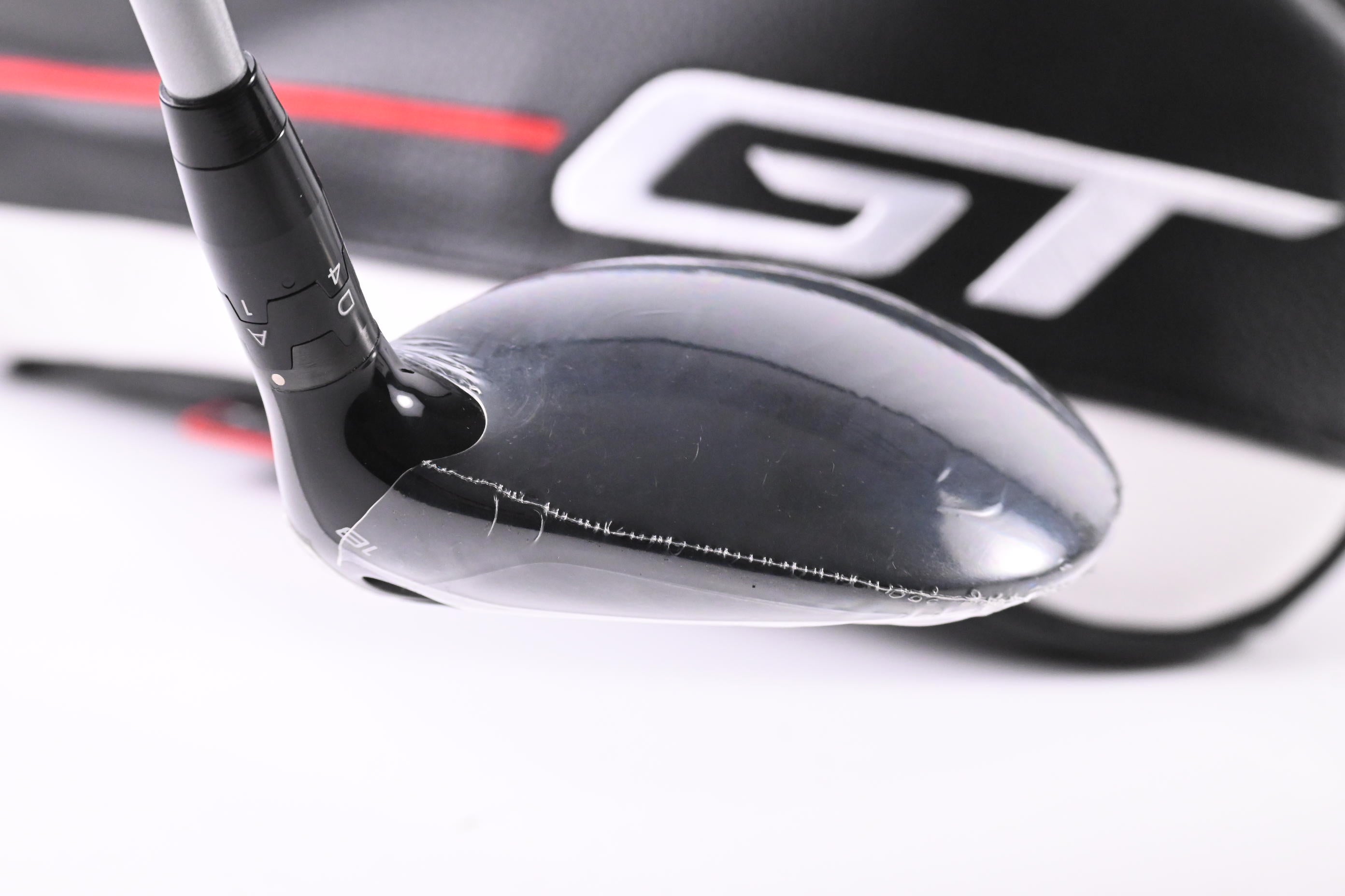 Titleist GT2 #5 Wood / 18 Degree / Stiff Flex Graphite Design Tour AD UB-5 Shaft