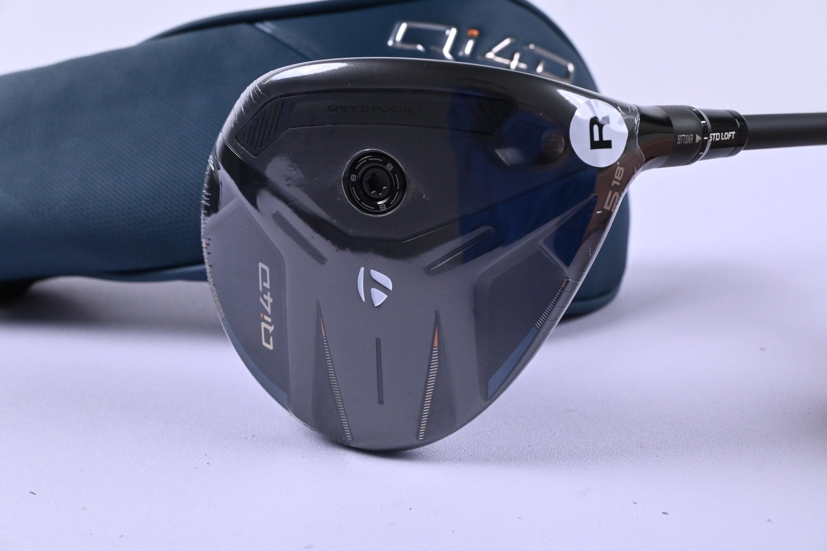 Taylormade Qi4D #5 Wood / 18 Degree / Regular Flex REAX 55 Shaft