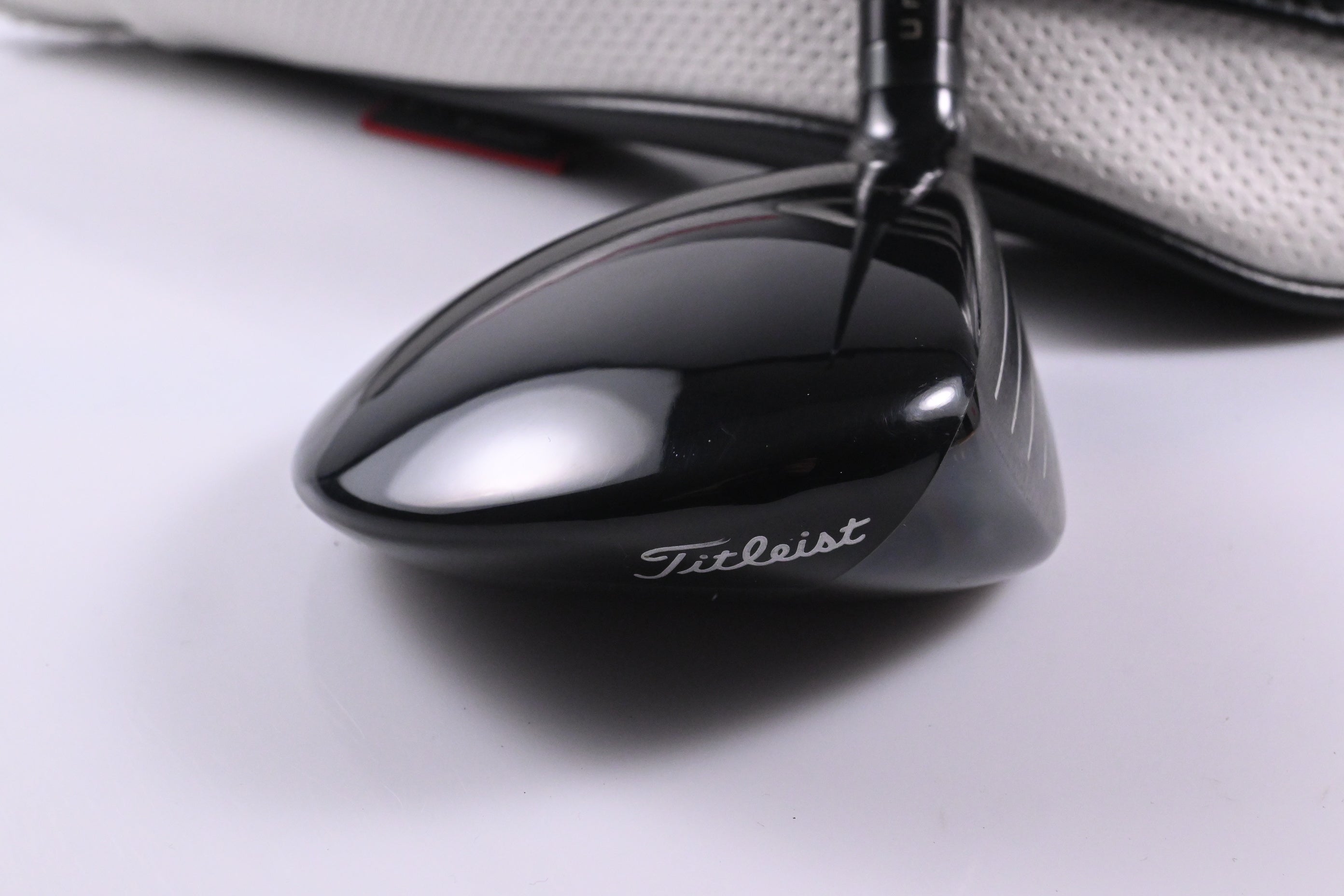 Titleist GT2 #3 Wood / 16.5 Degree / Stiff Flex HZRDUS Smoke Black 70 Shaft