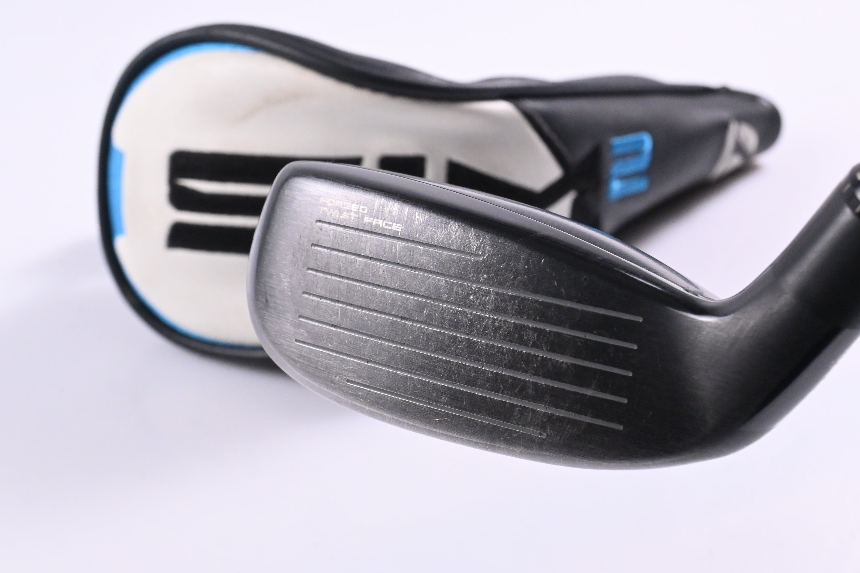 Taylormade SIM2 #4 Hybrid / 22 Degree / Stiff Flex Mitsubishi Tensei AV Blue 80