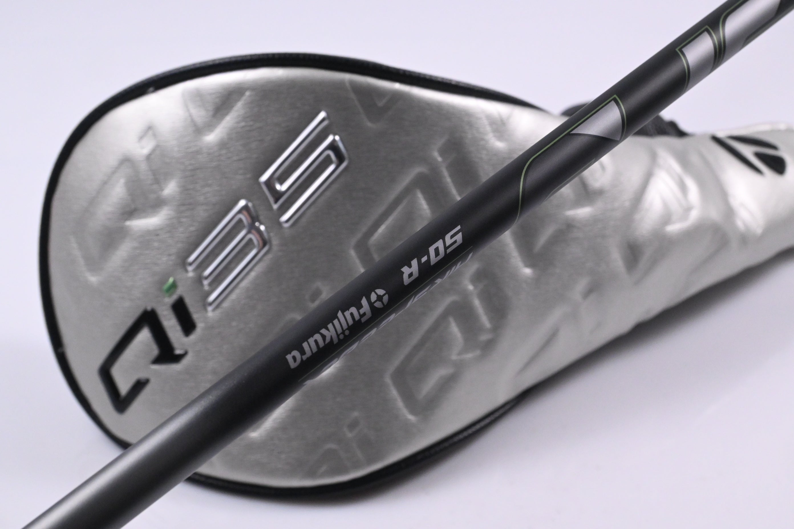 Taylormade Qi35 Driver / 10.5 Degree / Regular Flex AirSpeeder 50 Shaft
