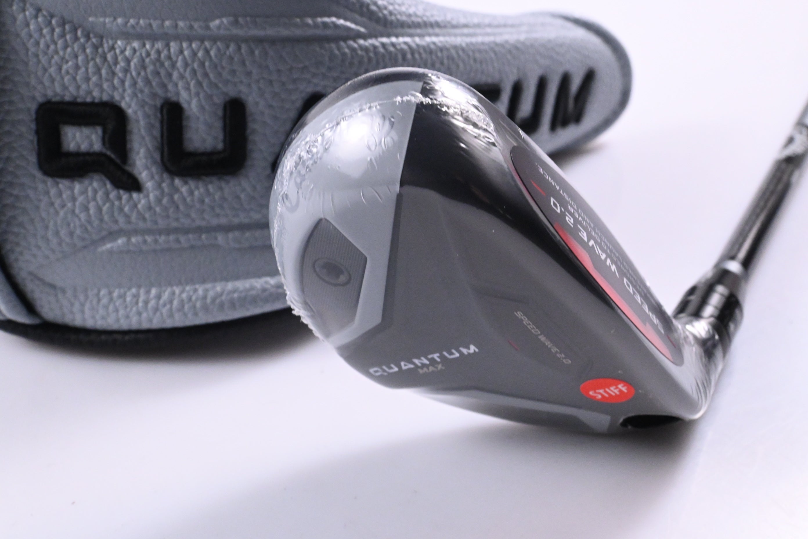 Callaway Quantum Max #3 Hybrid / 19 Degree / Stiff Flex Denali Silver 70 Shaft