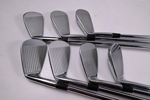 Mizuno MP-64 Irons / 4-PW / Stiff Flex Project X Shafts