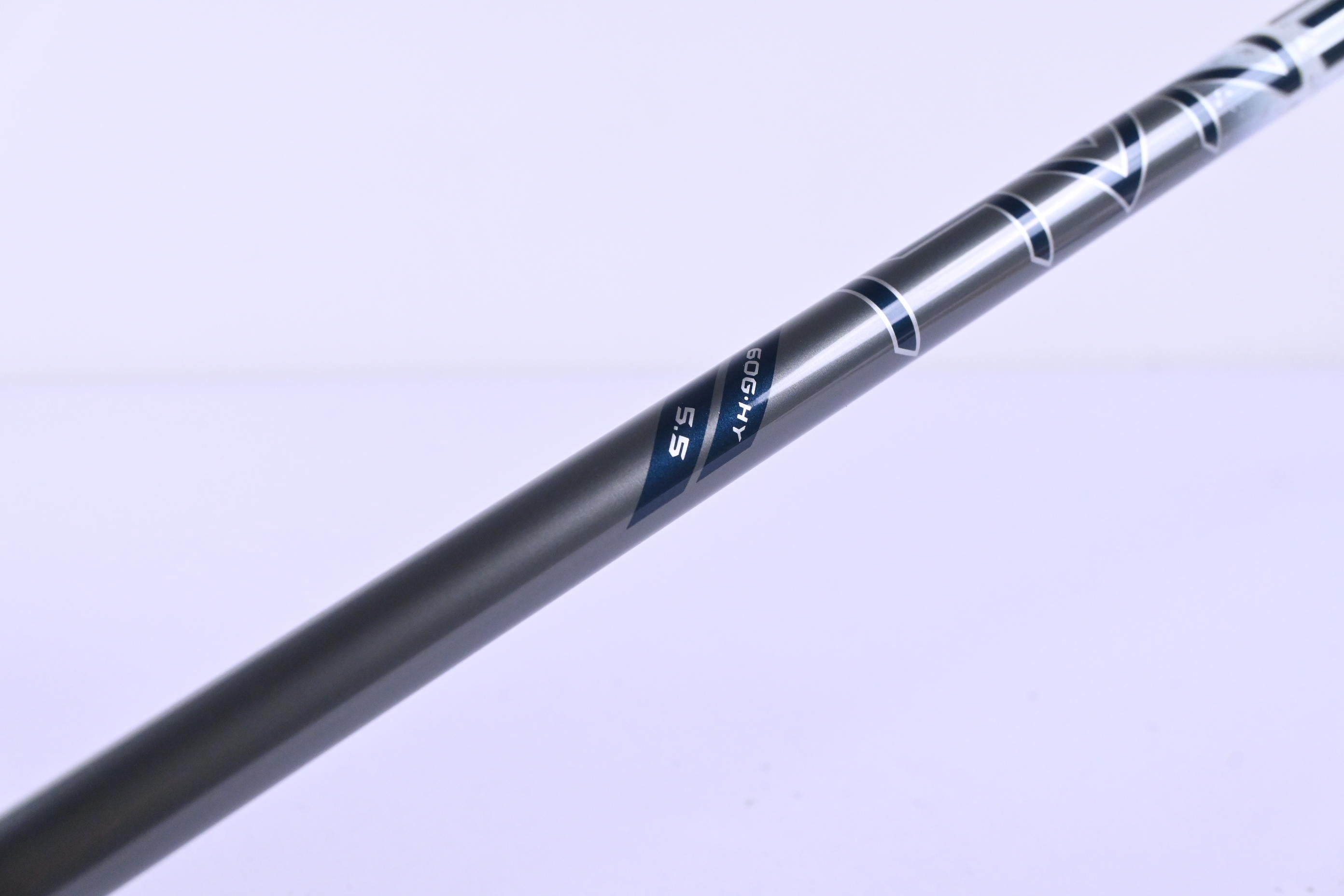 Callaway Elyte #4 Hybrid / 22 Degree / Regular Flex Denali Charcoal 60 Shaft