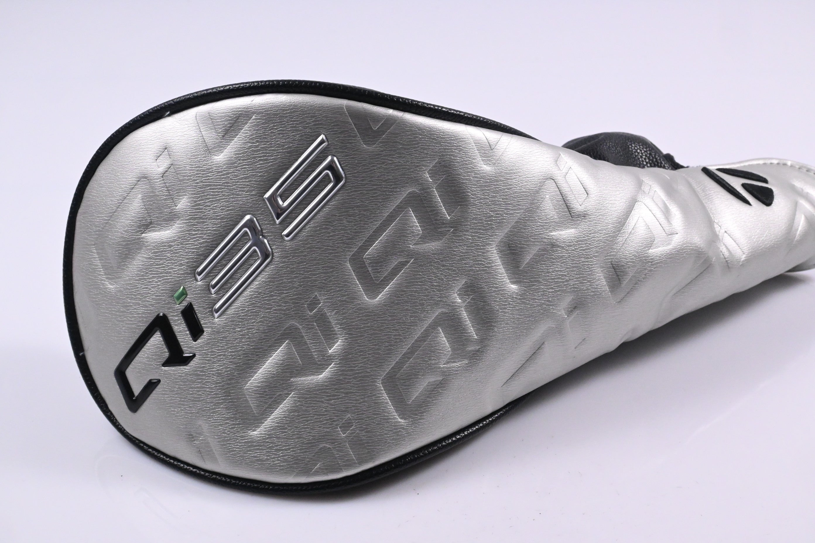 Taylormade Qi35 Driver / 10.5 Degree / Regular Flex AirSpeeder 50 Shaft