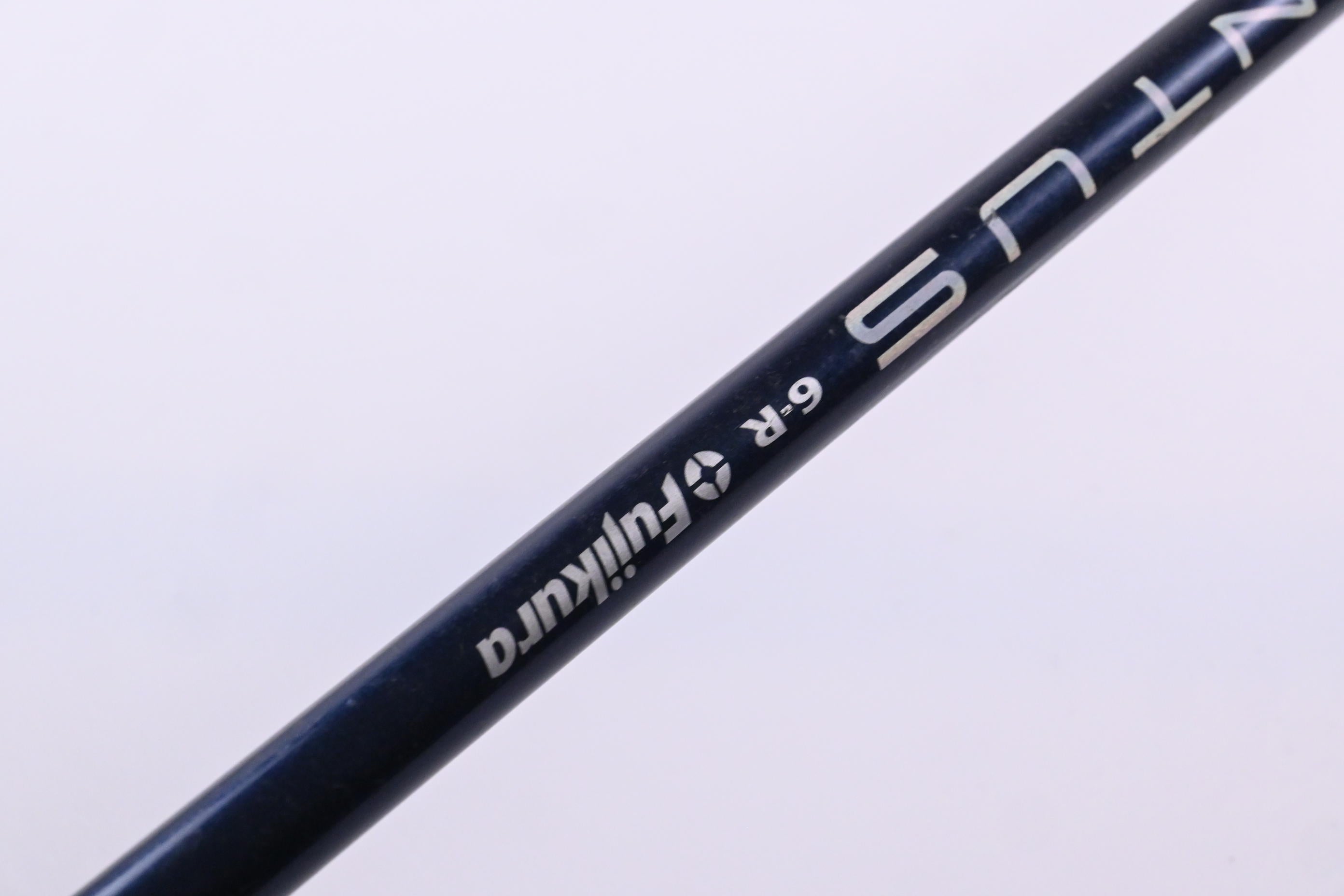 Taylormade SIM2 Max #4 Hybrid / 22 Degree / Regular Flex Ventus Blue 6 Shaft