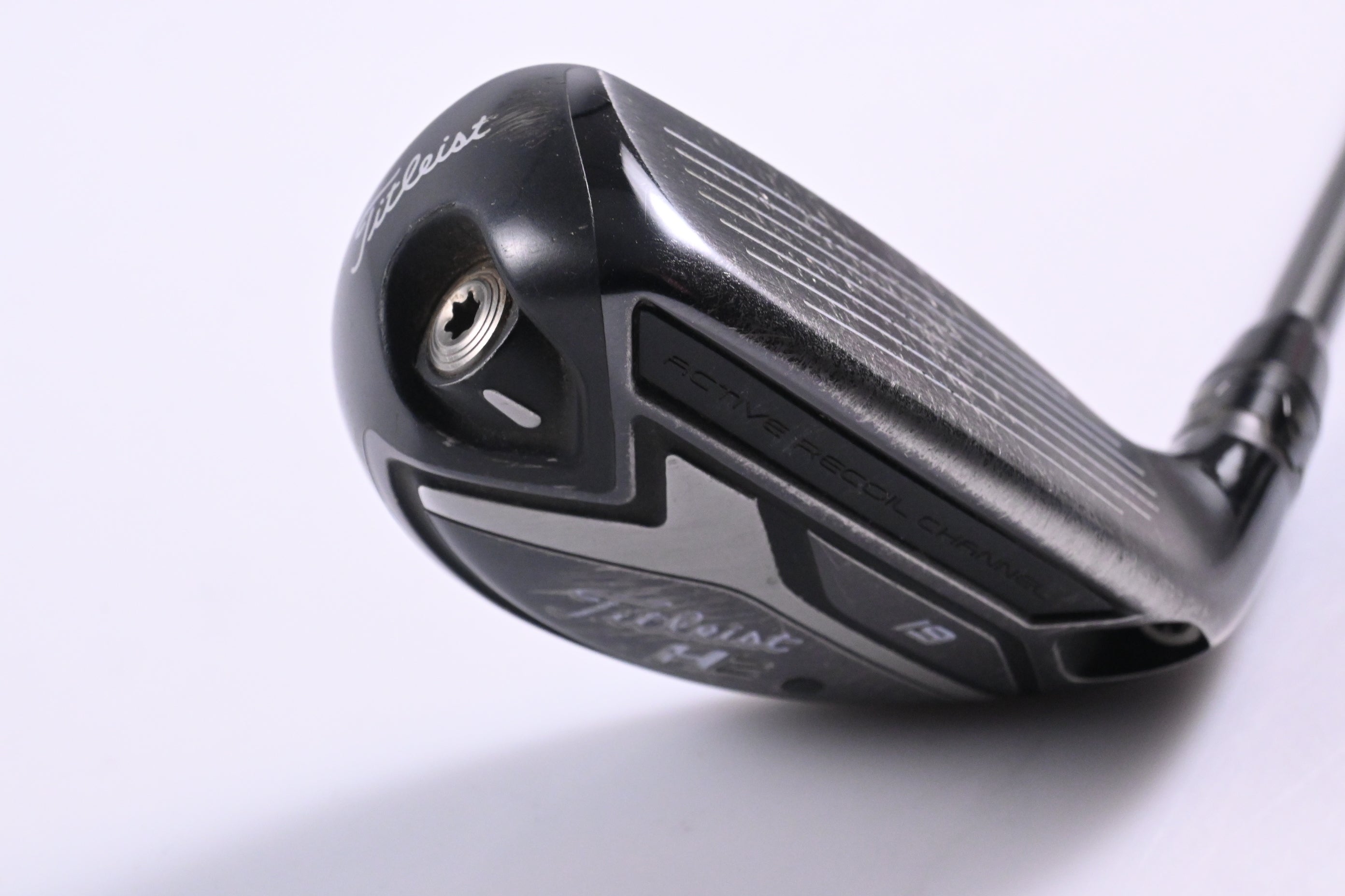 Titleist 818 H2 #3 Hybrid / 19 Degree / Stiff Flex Aldila Rogue MAX 85 Shaft