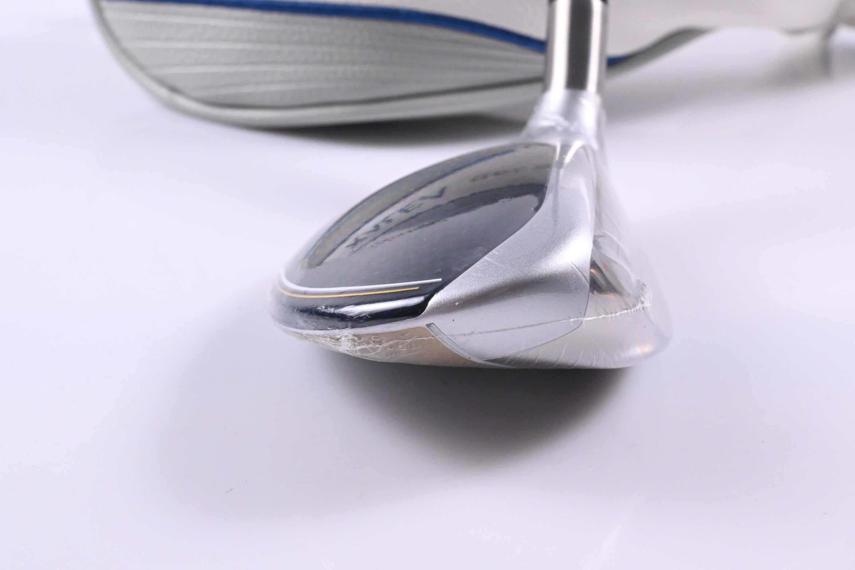 Ladies Taylormade Kalea Gold #6 Hybrid / 31 Degree / Ladies Flex Kalea Gold 40