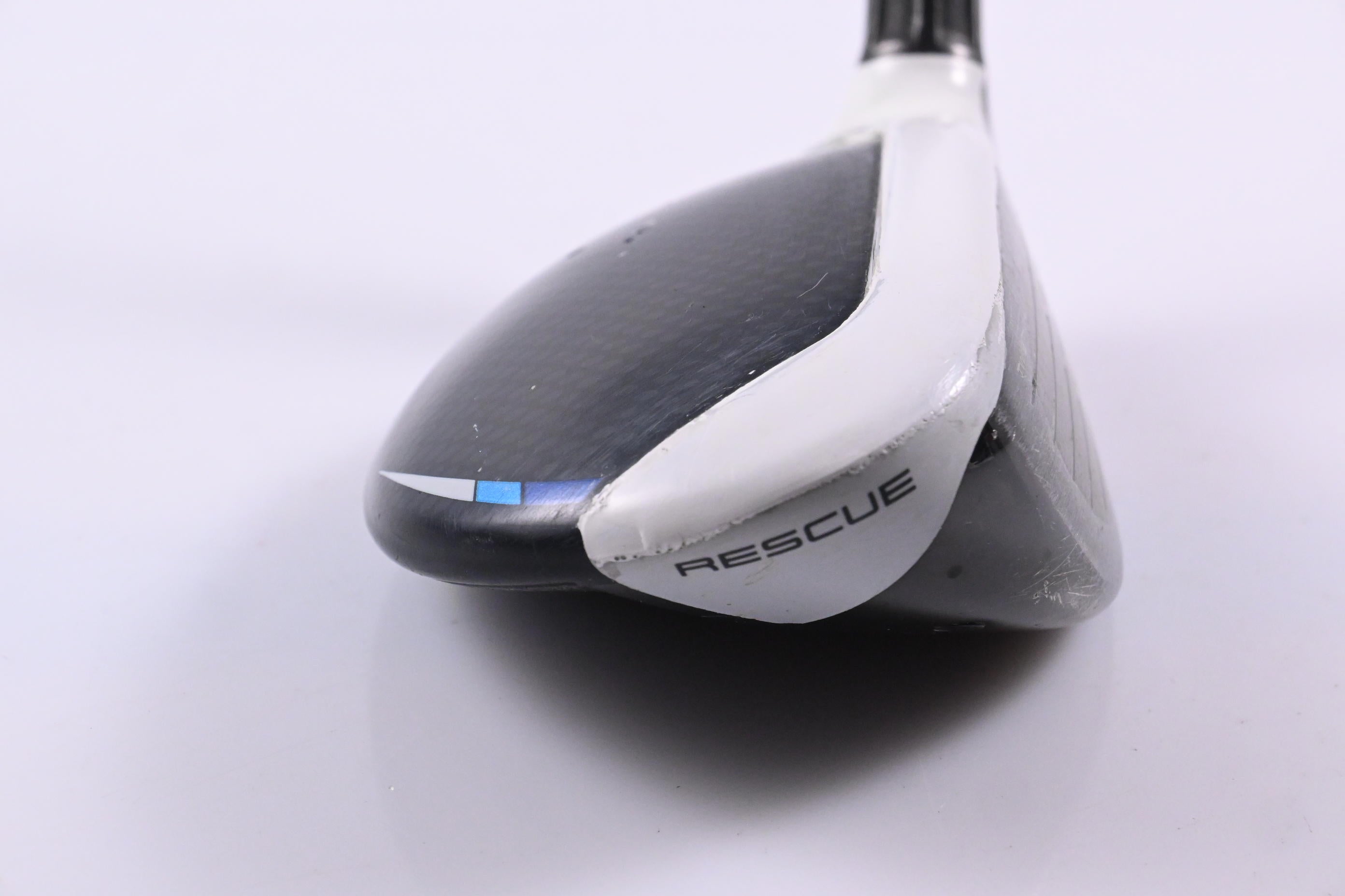 Taylormade SIM2 Max #4 Hybrid / 22 Degree / Stiff Flex Ventus Blue 7 Shaft