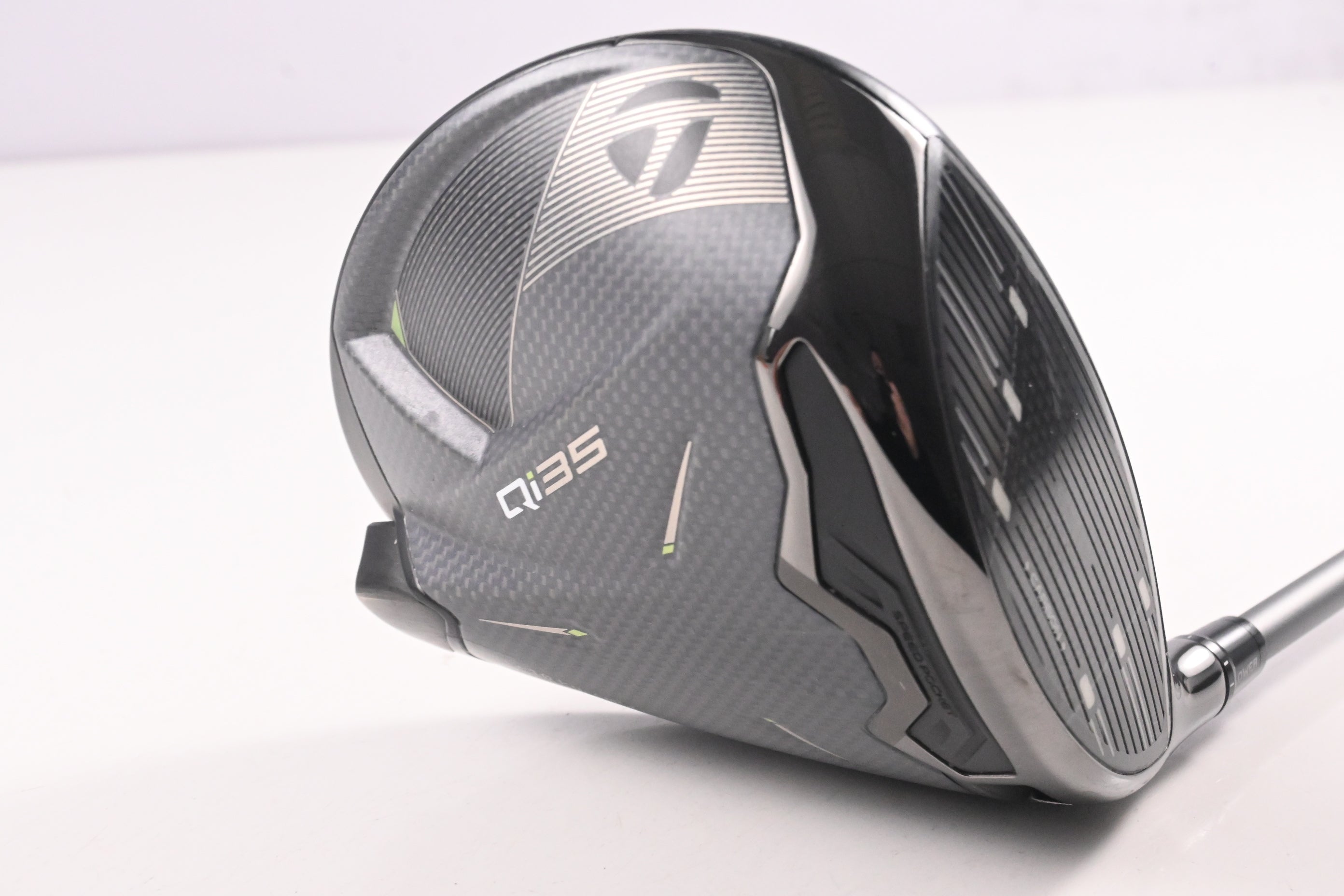 Taylormade Qi35 Driver / 10.5 Degree / Regular Flex Fujikura Air Speeder 50