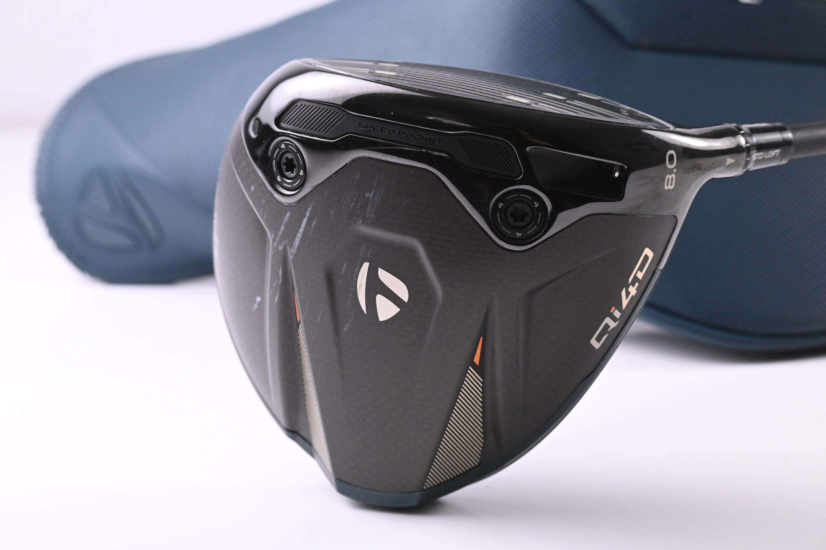 Taylormade Qi4D Driver / 8 Degree / Regular Flex REAX Red 50 Shaft