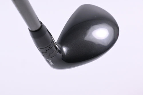 Titleist 818 H2 #3 Hybrid / 19 Degree / Stiff Flex Aldila Rogue MAX 85 Shaft