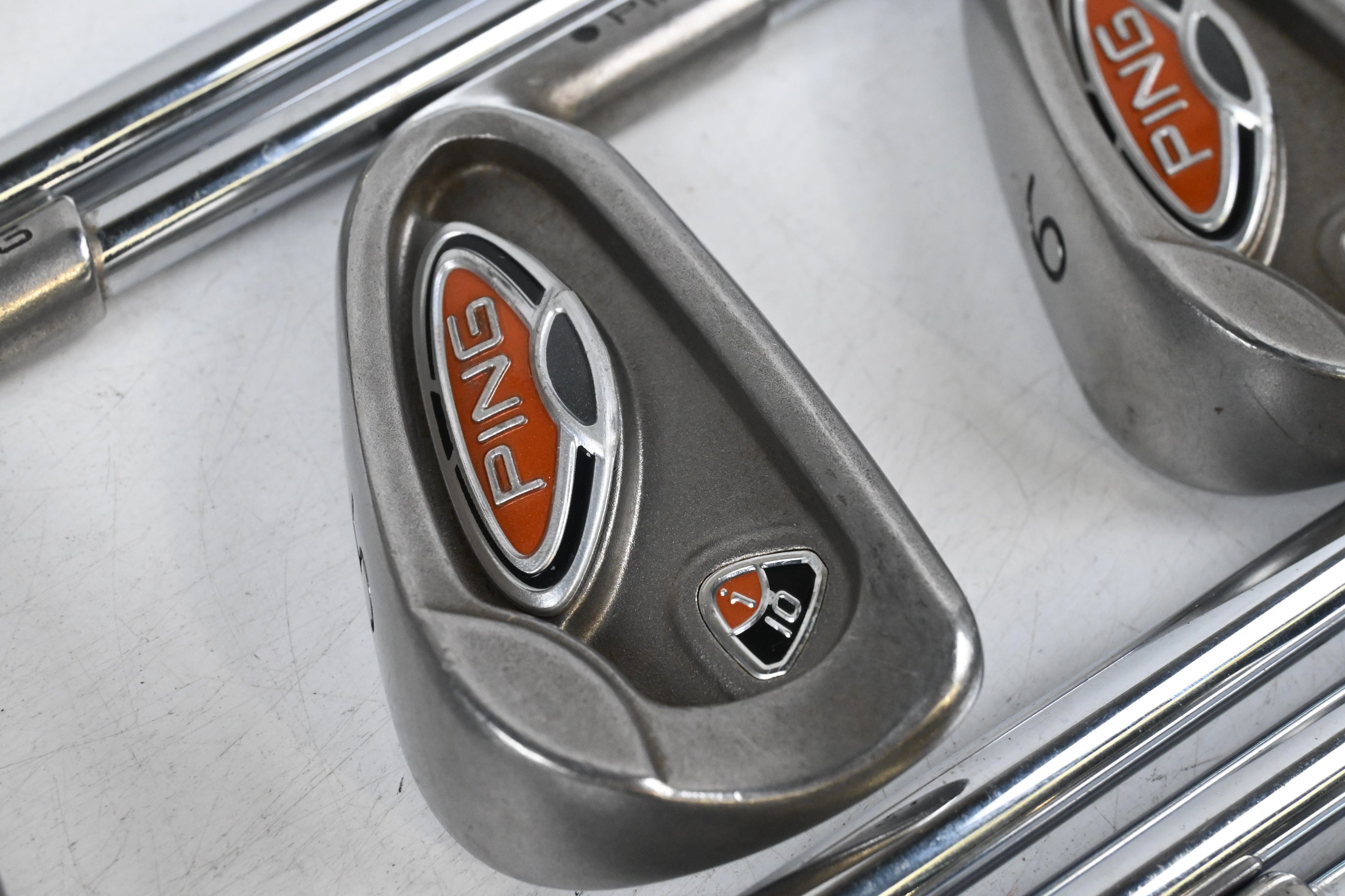 Ping i10 Irons / 3-PW / Black Dot / Regular Flex Ping AWT Shafts