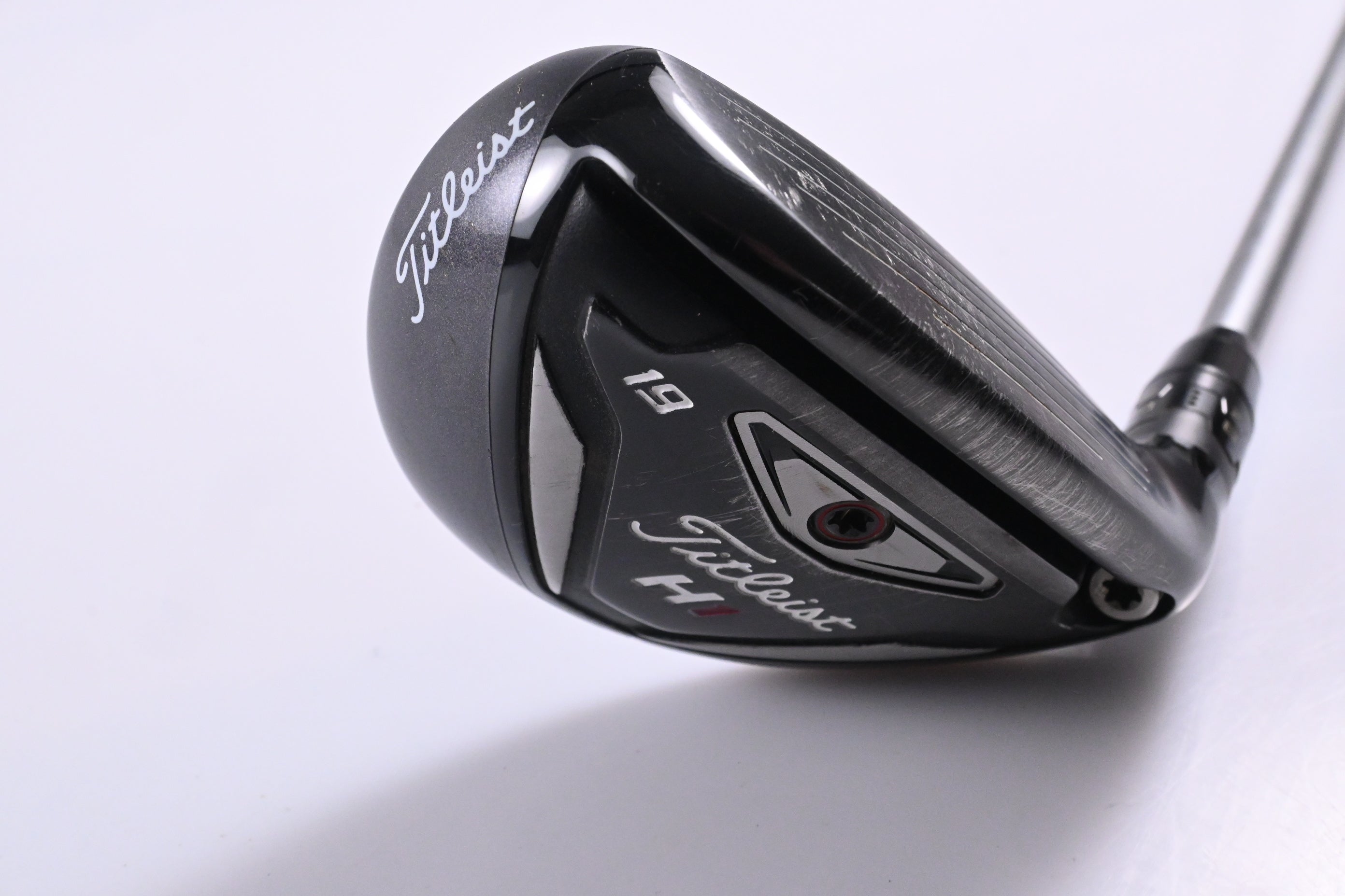 Titleist 816 H1 #3 Hybrid / 19 Degree / Regular Flex Diamana M+ Red 60 Shaft