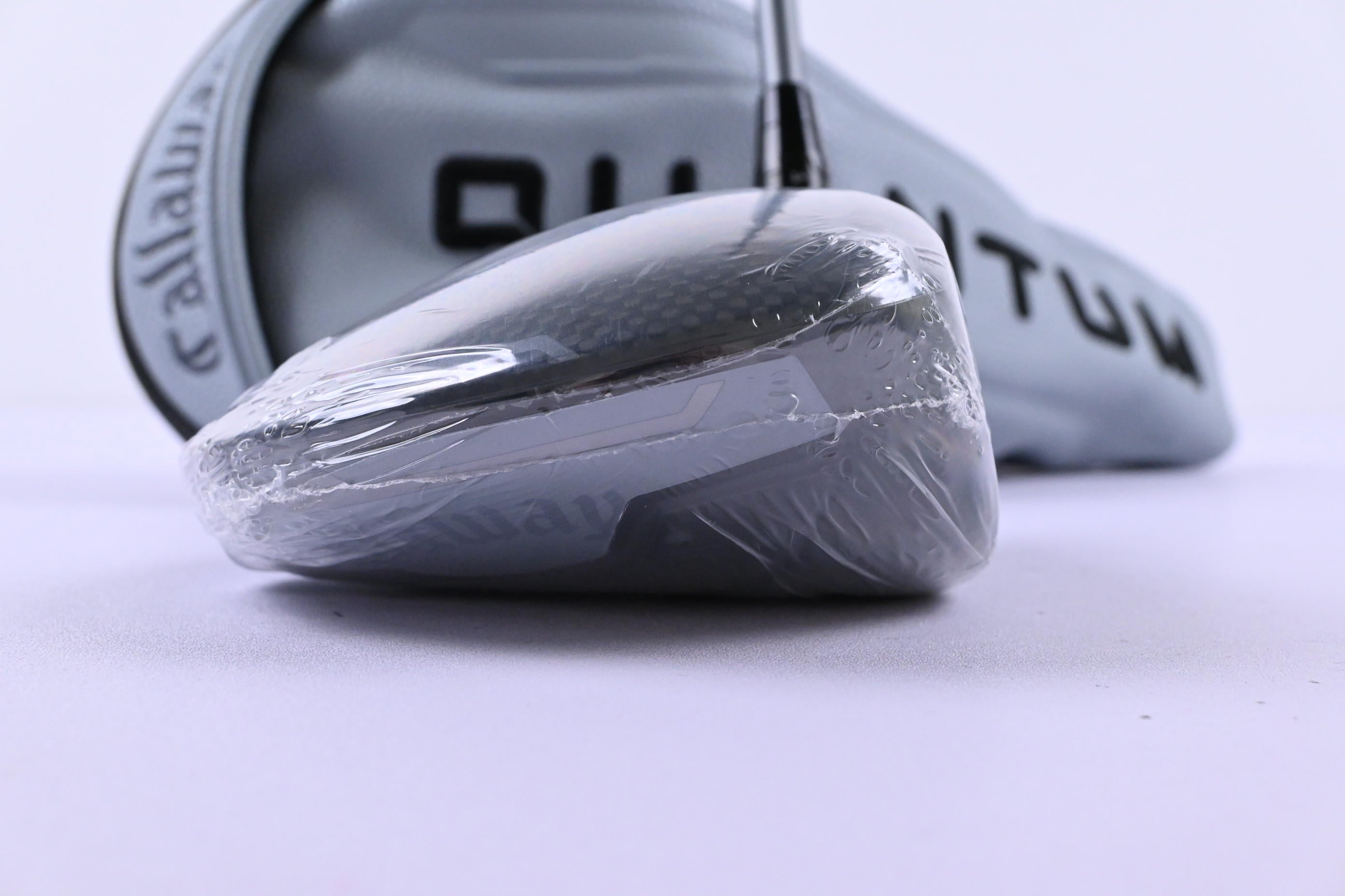 Callaway Quantum Max Driver / 10.5 Degree / Regular Flex Denali Frost Silver 50