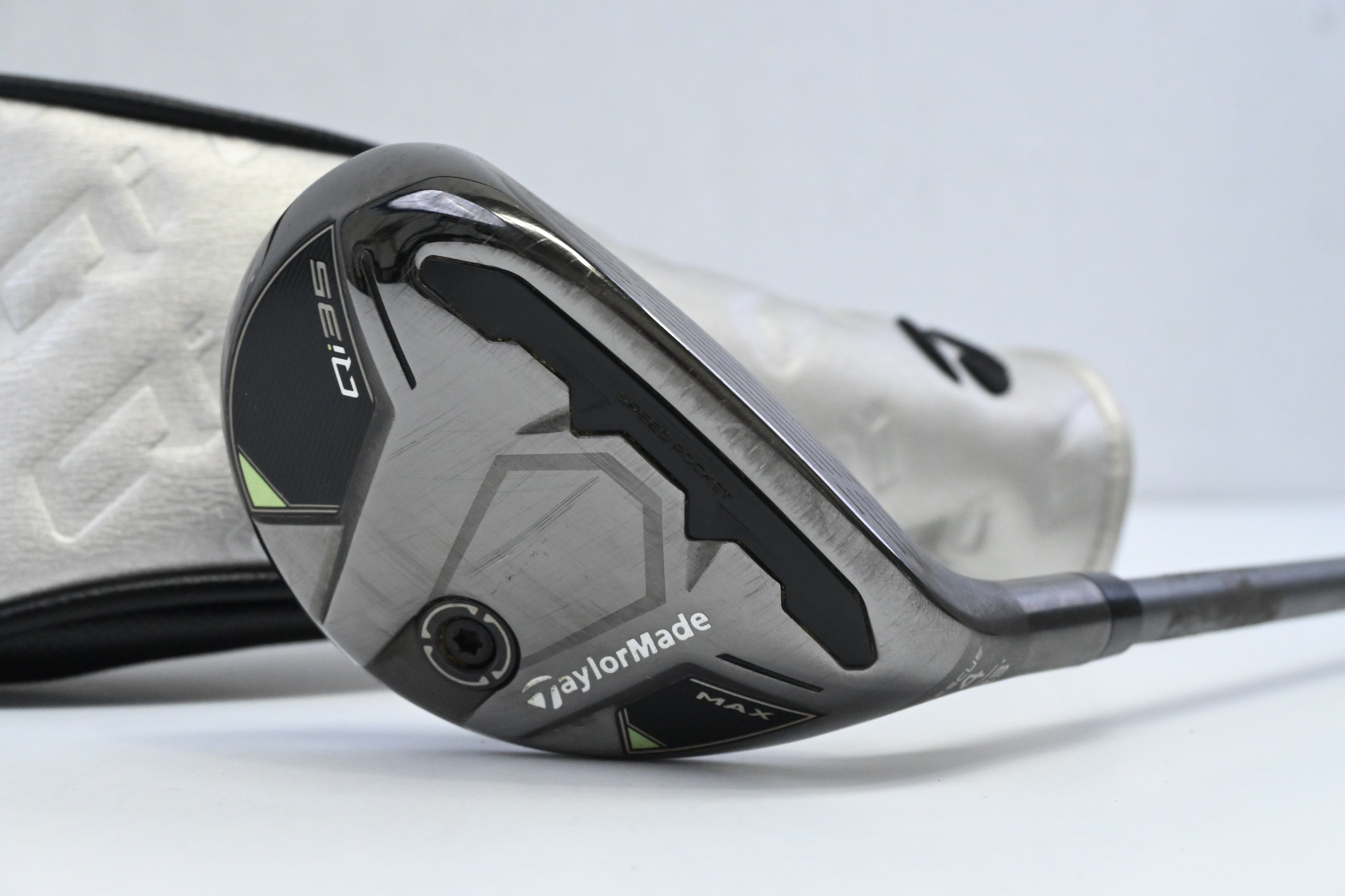 Taylormade Qi35 Max #4 Hybrid / 23 Degree / Regular Flex Fujikura AirSpeeder 50