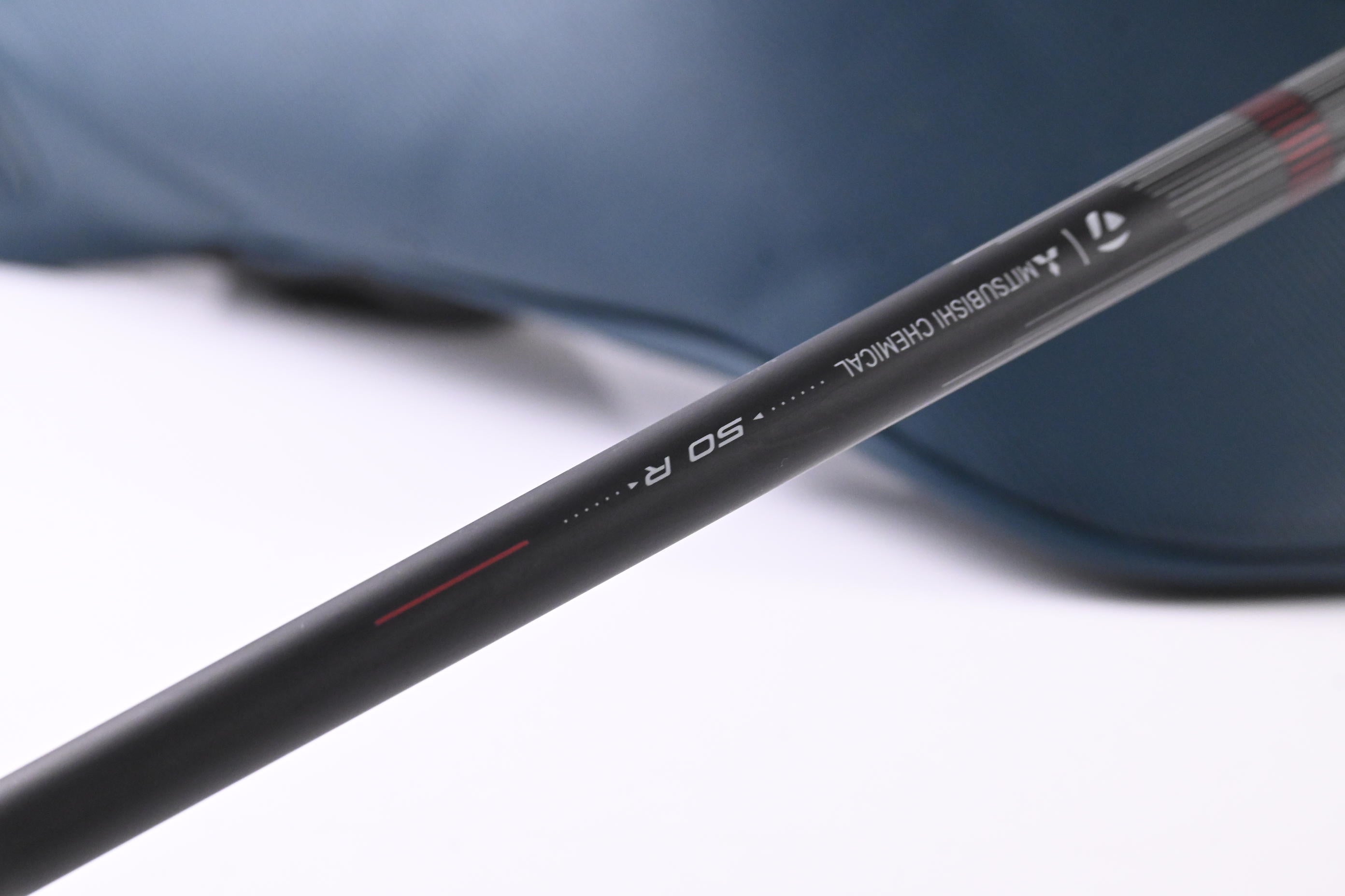 Taylormade Qi4D Driver / 8 Degree / Regular Flex REAX Red 50 Shaft