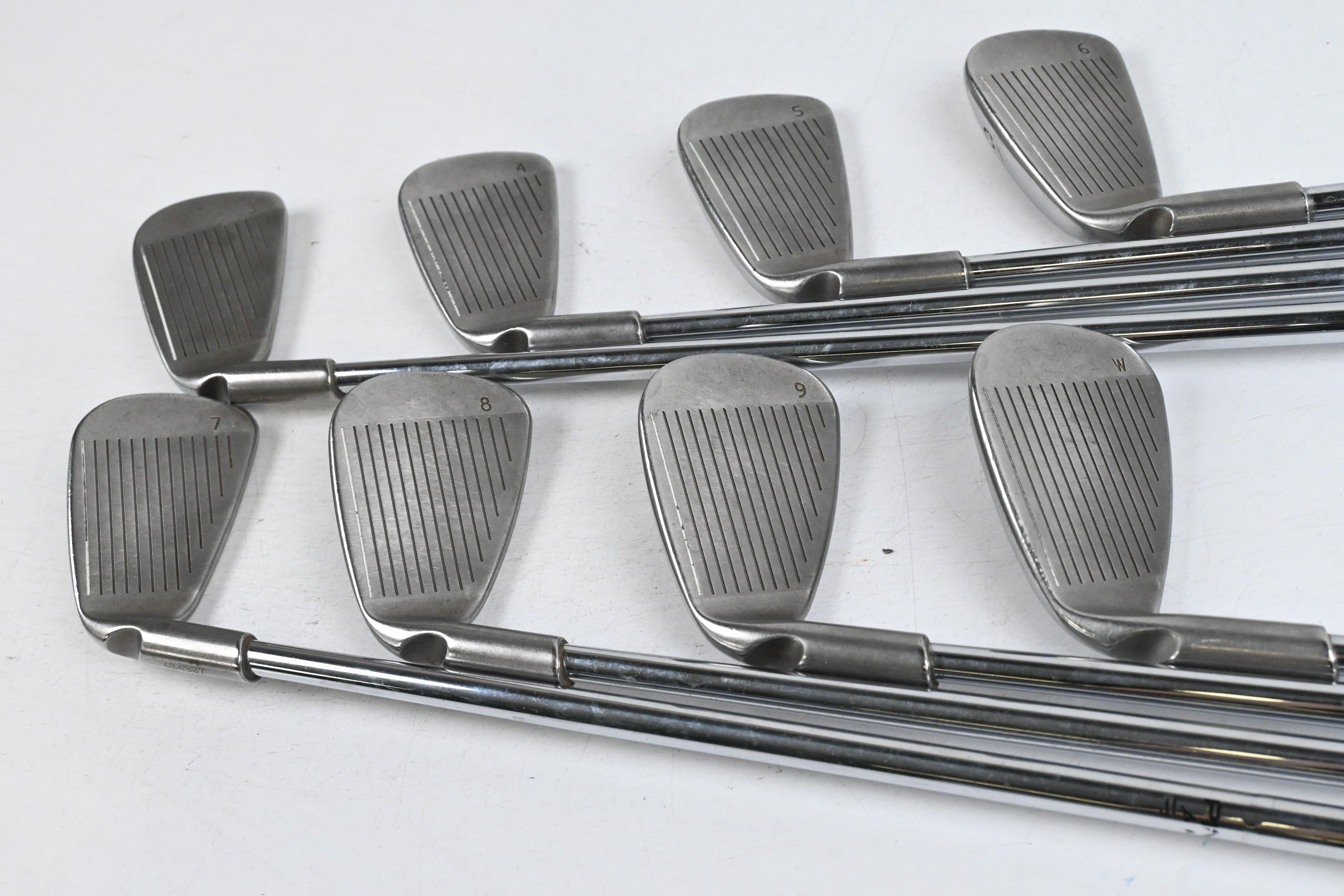Ping i10 Irons / 3-PW / Black Dot / Regular Flex Ping AWT Shafts
